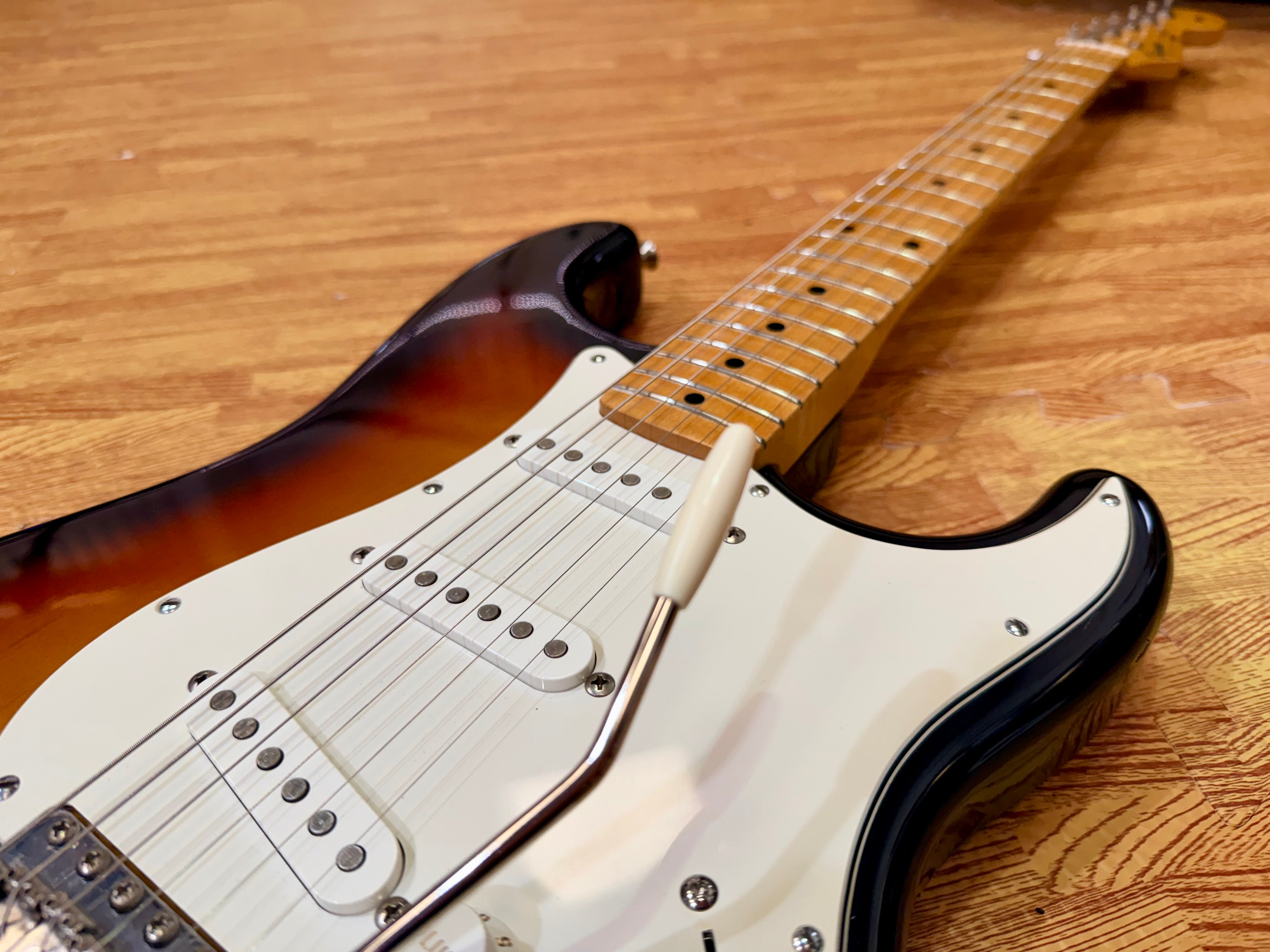 🔥RARE🔥 1994 Fender Squier Silver Series Stratocaster~ Made in Japan~ Sunburst!