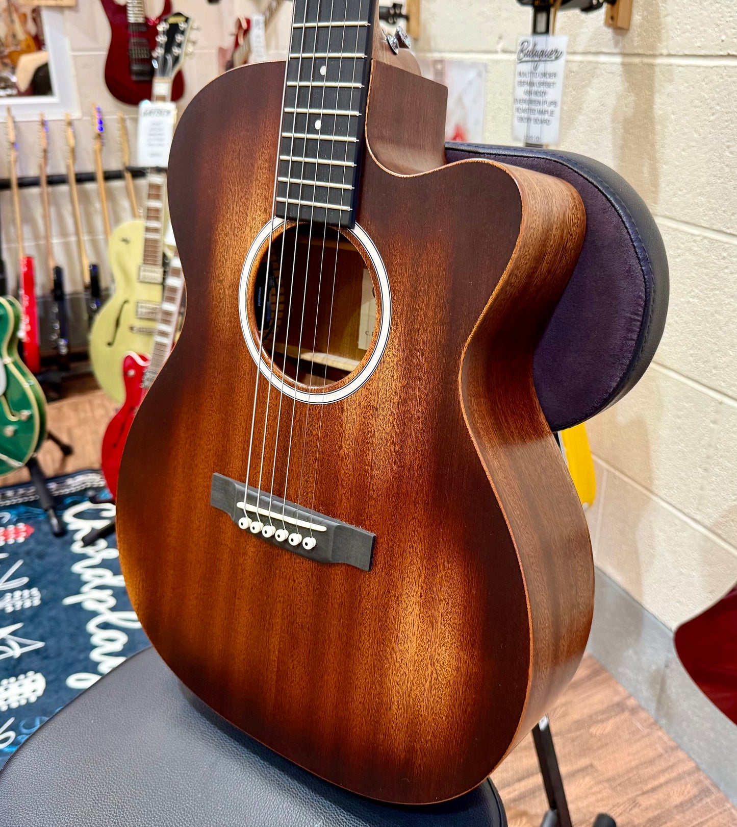 🪵 Martin StreetMaster 000C JR-10E Junior Electro Acoustic~ Dark Mahogany + Bag 🪵