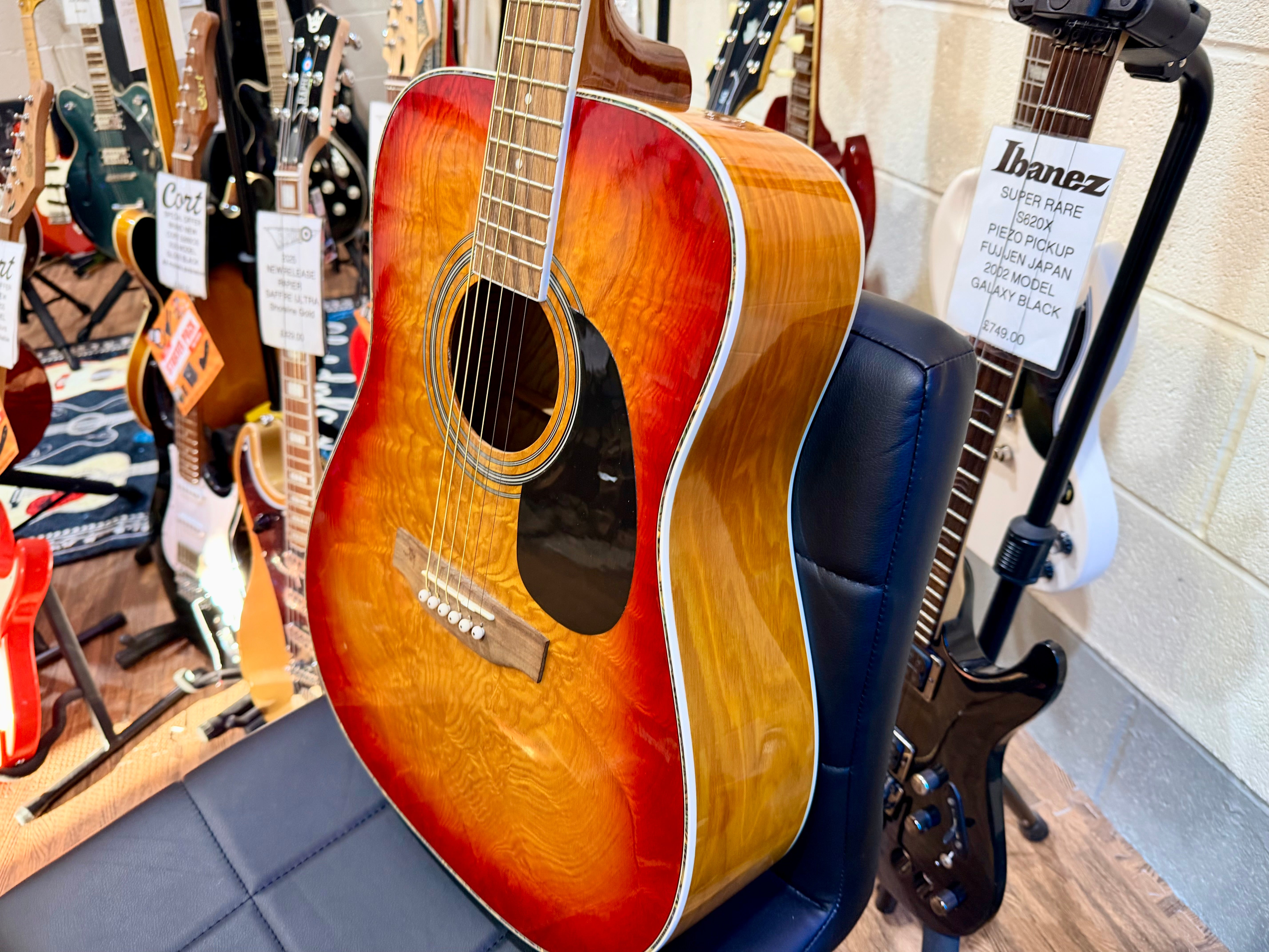 🌟STUNNING🌟 Hohner HW420G-CS Dreadnought Acoustic Guitar~ Cherry Sunburst~ 90s!