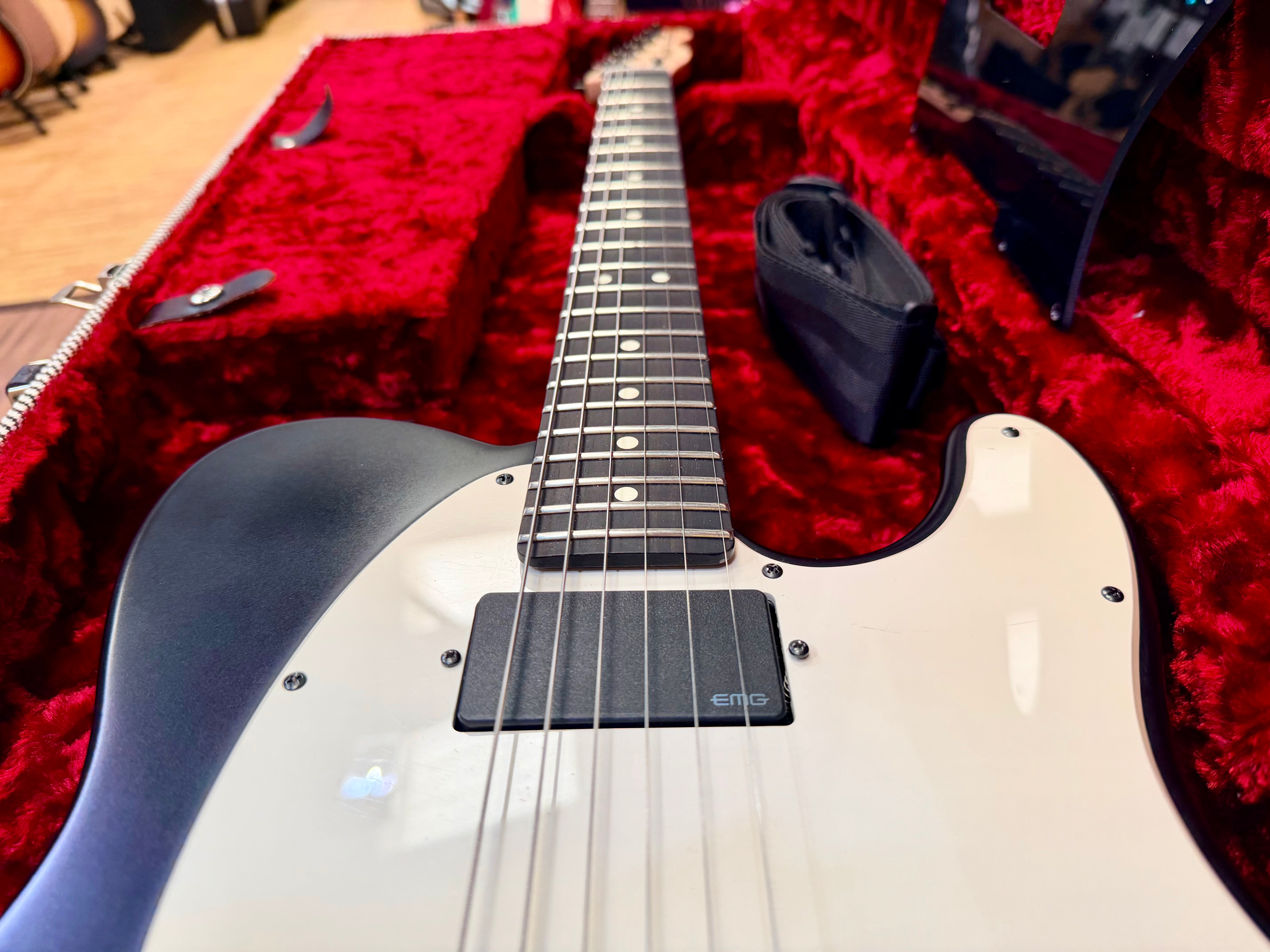 🔥 Fender Jim Root Telecaster~ Black Ebony~ EMG 81/60~ 2021 Neck & 2015 Body 🔥