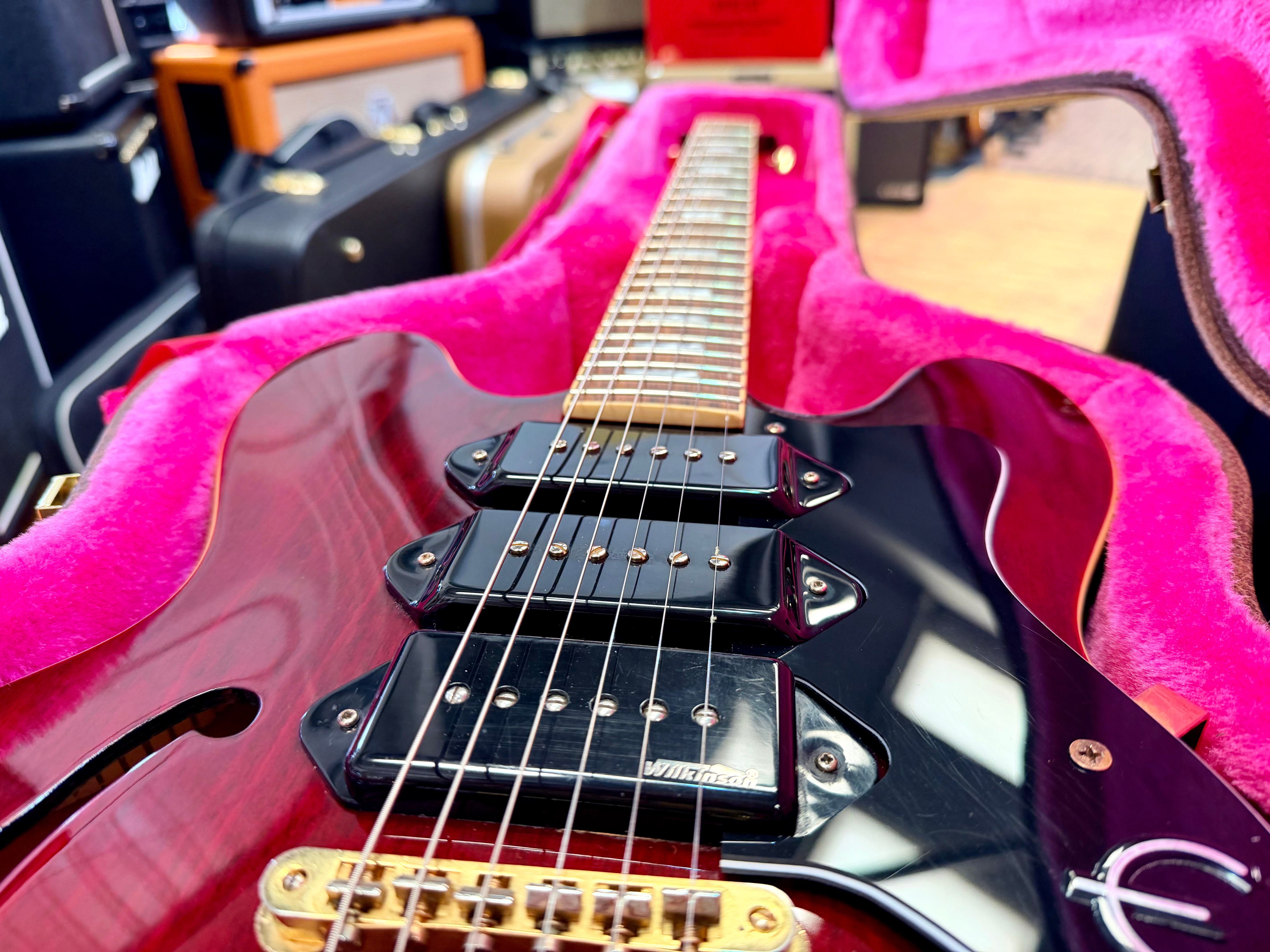 ✨2018✨ Epiphone Riviera Custom P93 Wine Red Bigsby P90 + New Gator Hard Case!