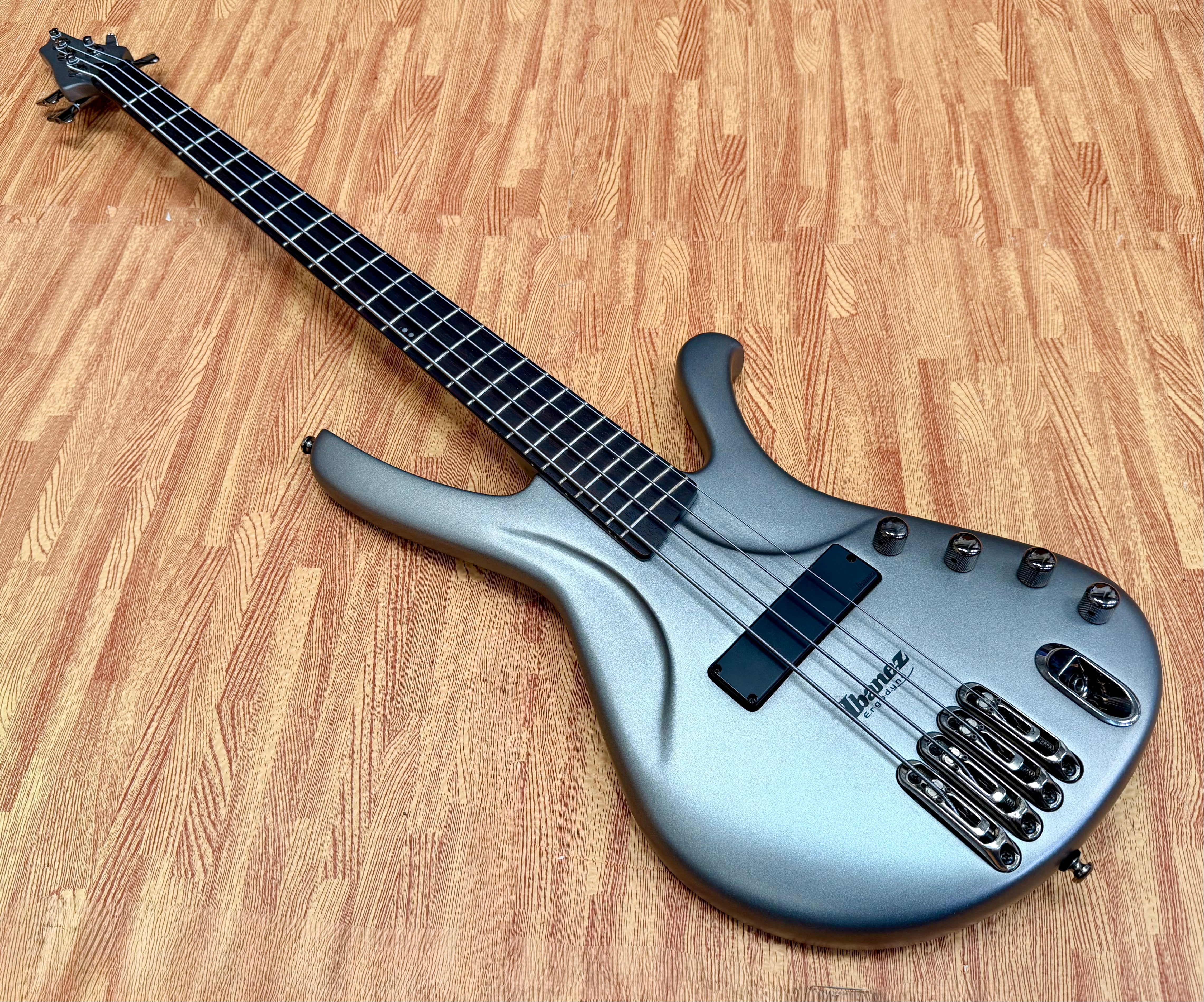 🔥RARE🔥 2001 Ibanez Ergodyne EDA900 Bass~ Korea~ Silver Flat Luthite~ Piezo!