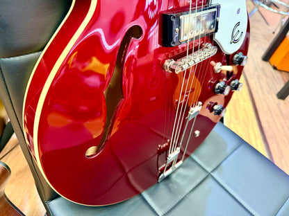 ✨2023✨ Epiphone Riviera Semi-Hollow Sparkling Burgundy~ Frequensator~ Hard Case
