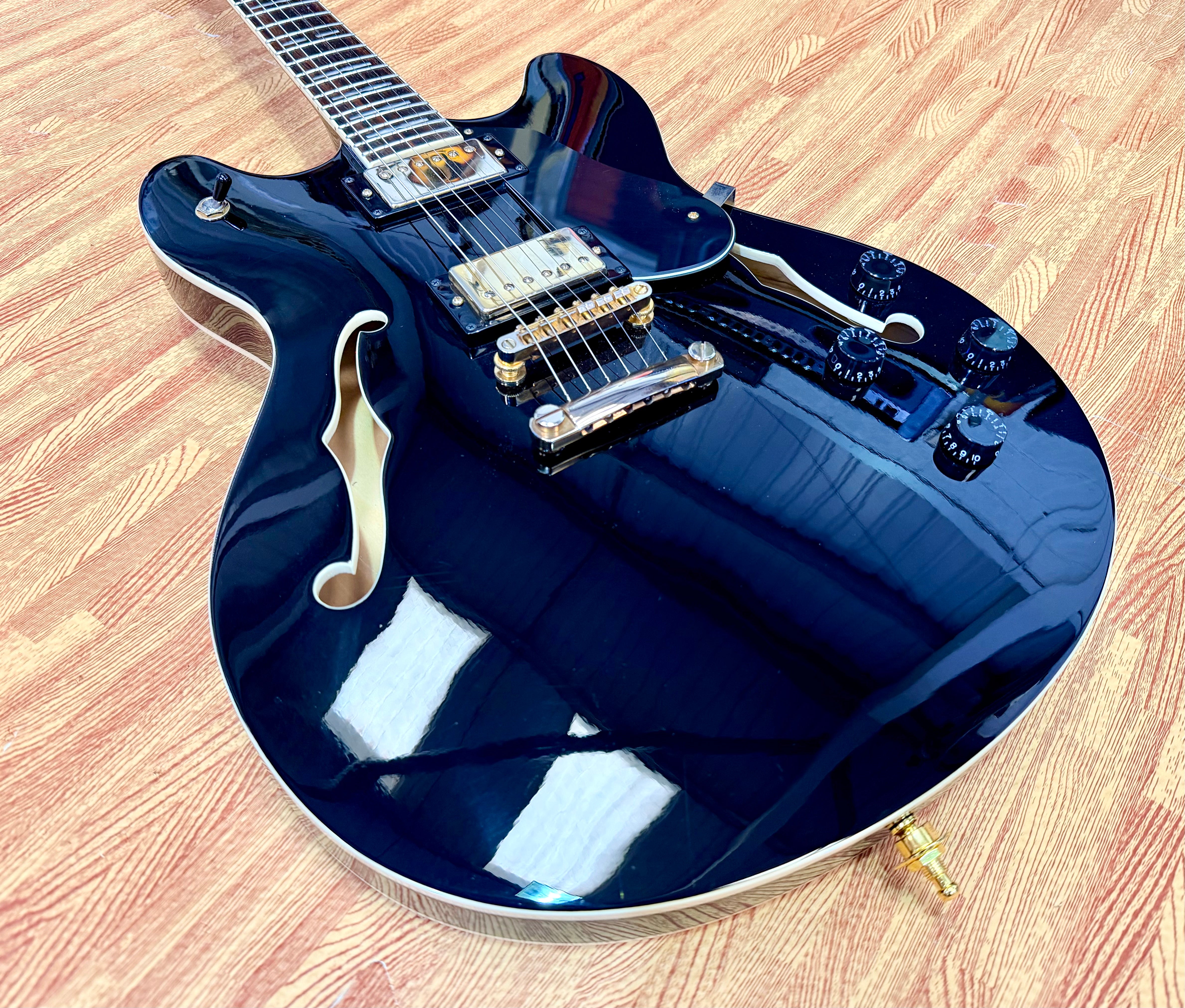 🌟LOVELY🌟 Peavey JF1EX Semi-Hollow Electric Guitar~ Early Korean Made Model 🇰🇷