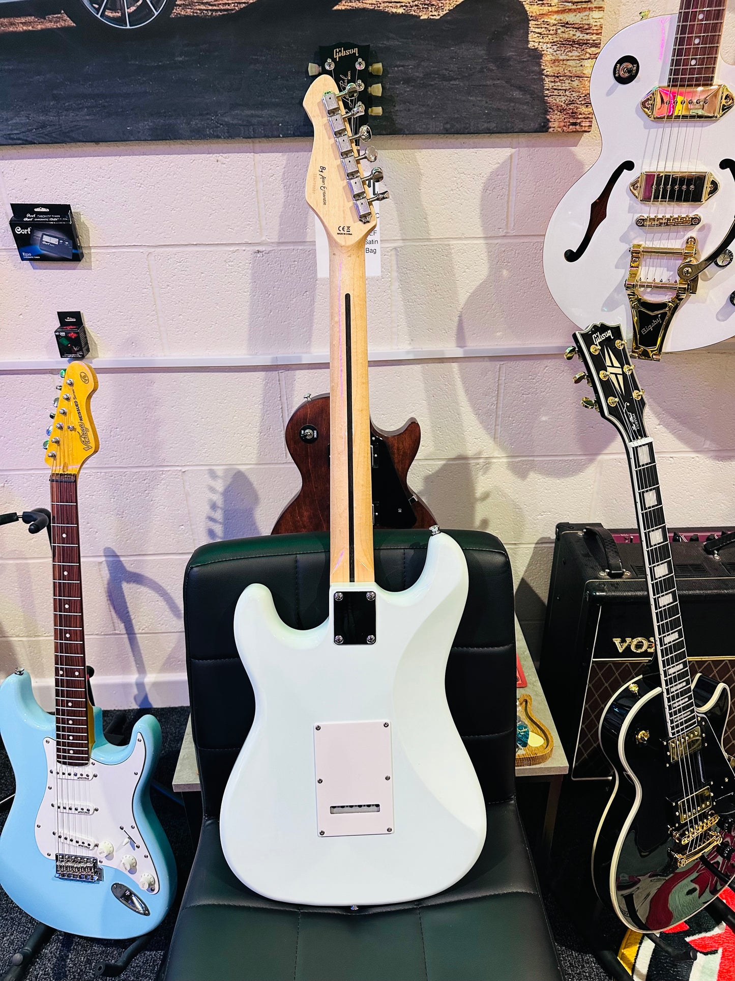 Revelation RTS 57 Stratocaster~ Alan Entwistle Strat Style Guitar~ Daphne Blue!