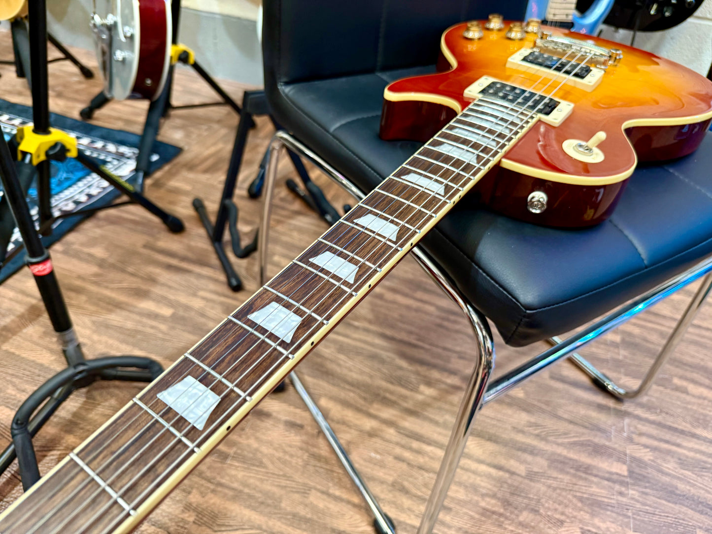 🌟MINT 2025🌟 Epiphone Les Paul Standard 50s Figured~ Washed Cherry Sunburst!
