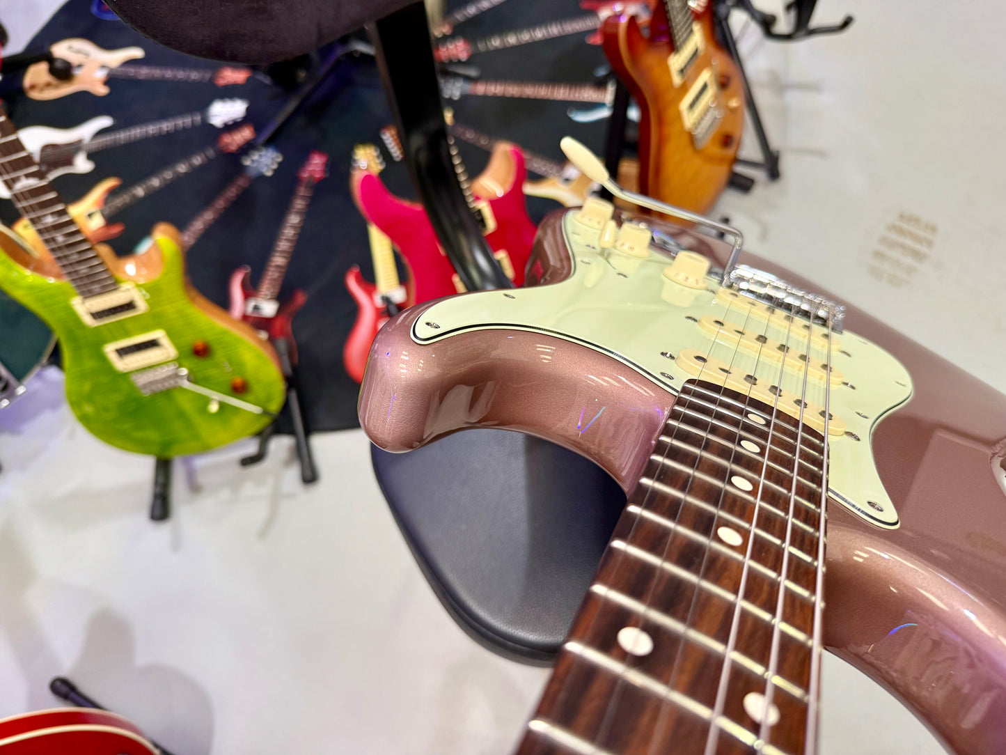 🌟2020🌟 Fender Vintera '60s Stratocaster Modified~ Burgundy Mist Metallic~ Case