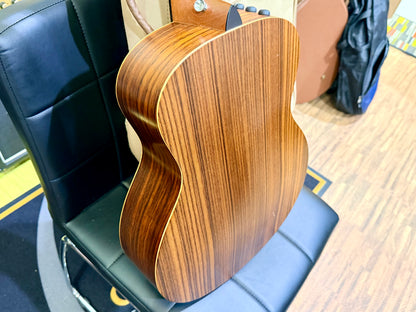 ✨2021✨ Taylor GS Mini-E Rosewood Electro Acoustic Travel Guitar with Gig Bag!