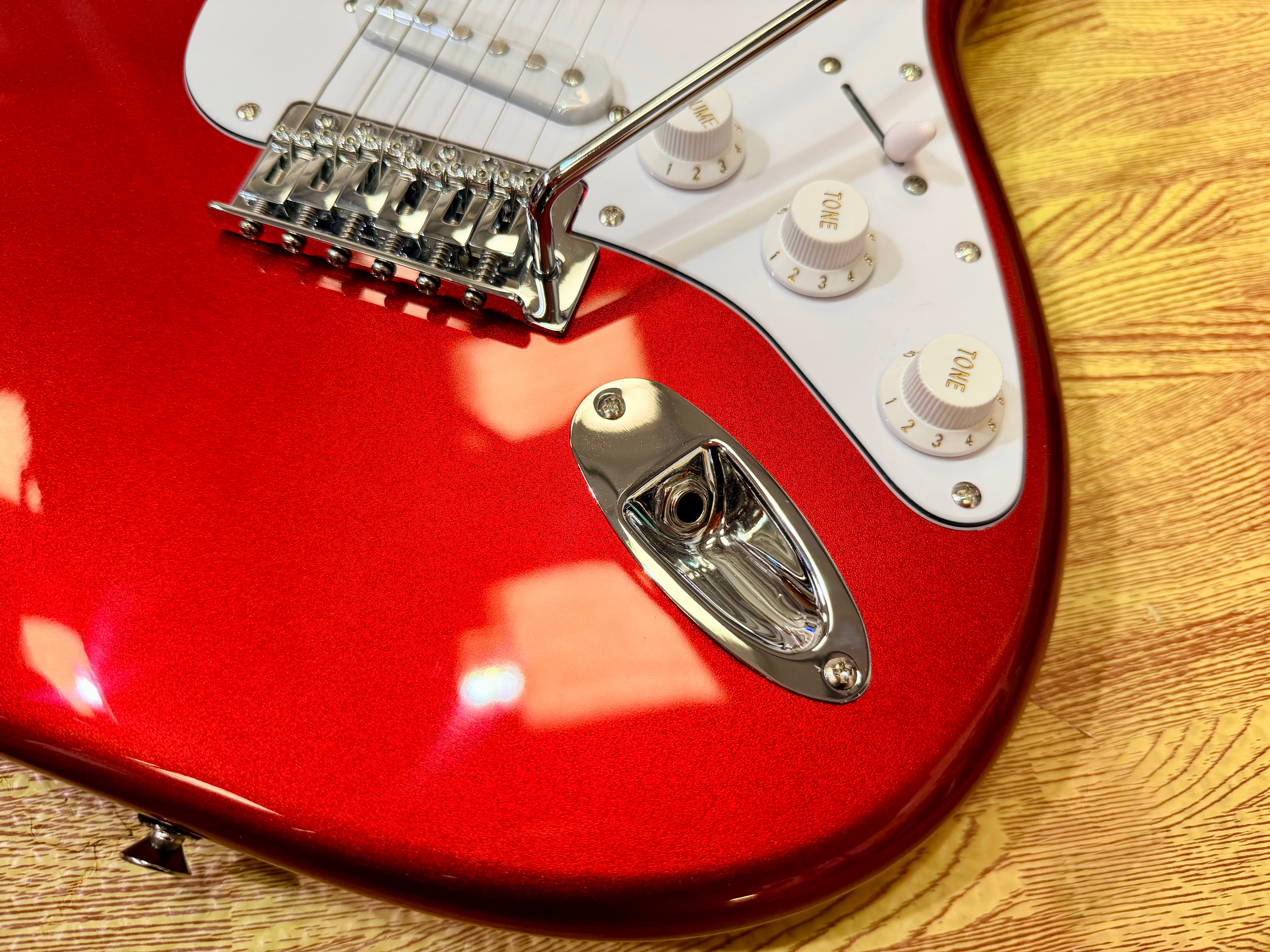 🎸 EastCoast ST1 Electric Guitar- Candy Apple Red~ Maple Neck Stratocaster 🎸