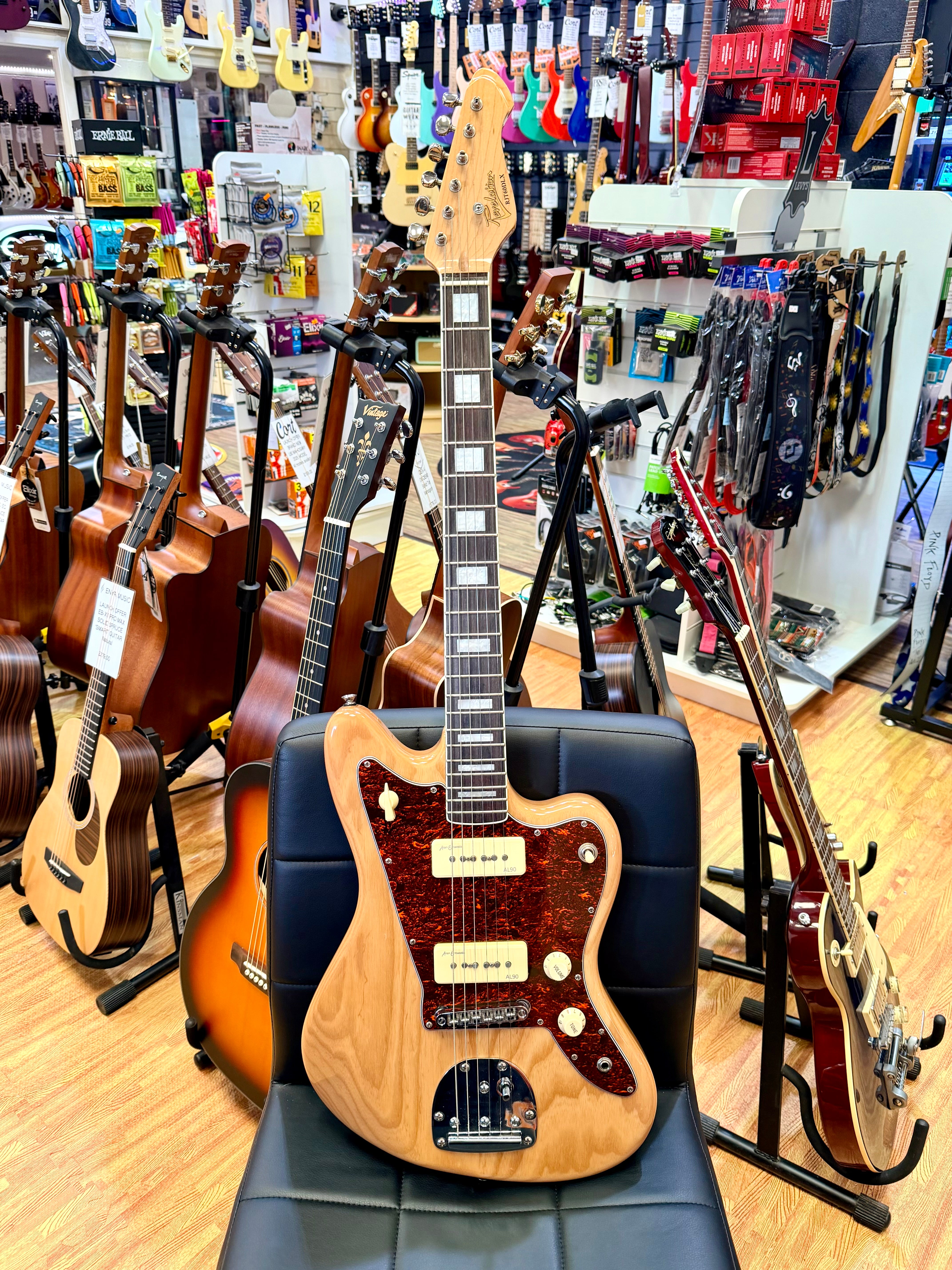 ✨2024✨ Revelation RJT60 DLX Deluxe Natural Swamp Ash~ Alan Entwistle Jazzmaster