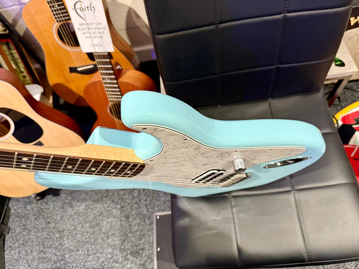 🌟2023🌟 Fender Tom Delonge Stratocaster~ Daphne Blue Signature~ Mexican Strat!