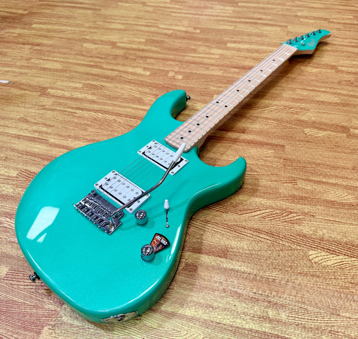 🌟 Cort G250 Spectrum Metallic Green Electric Guitar~ Coil Tap/Locking Tuners 🌟