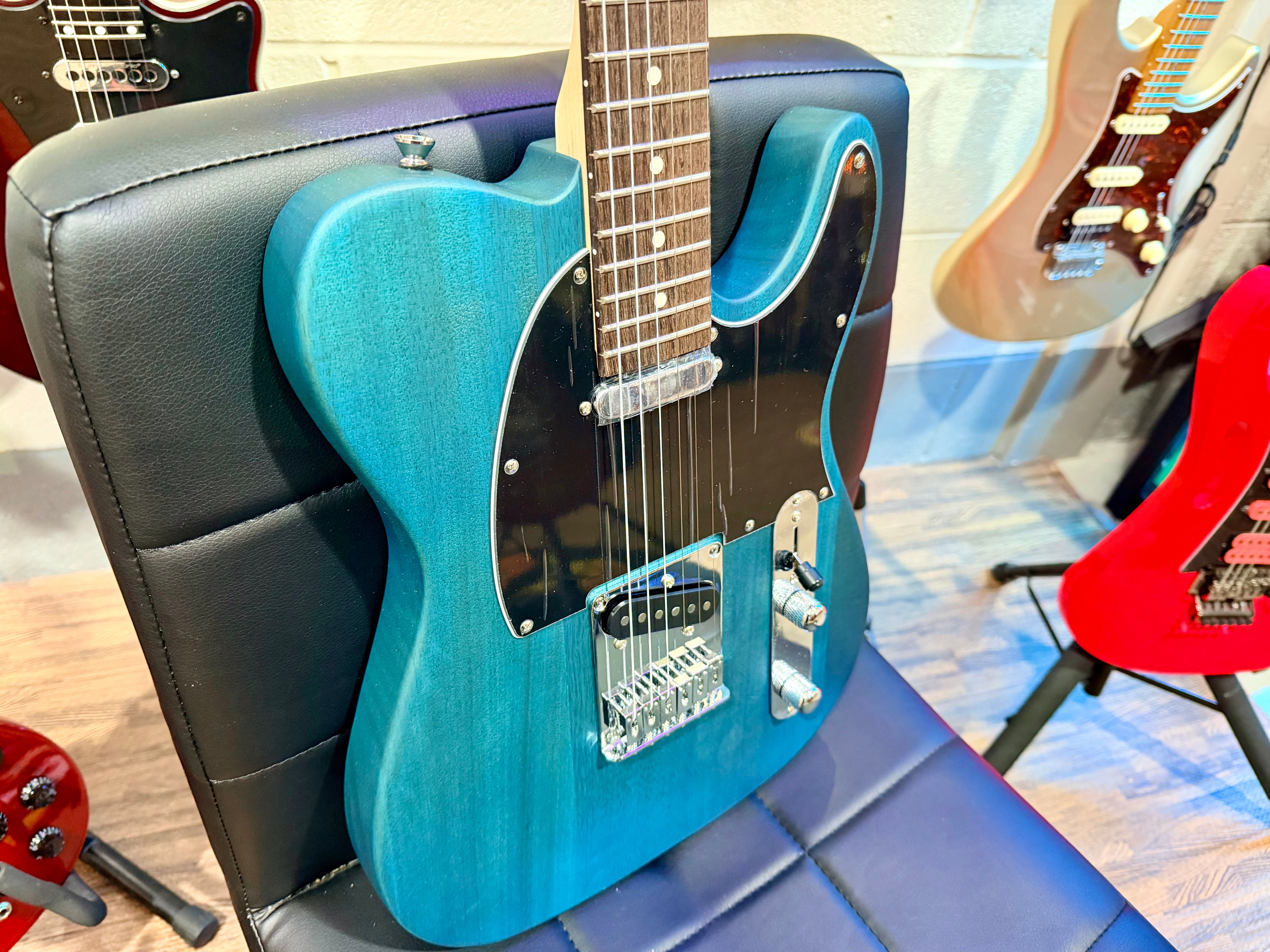 🎄XMAS DEAL🎄 Fazley Coyote Outlaw SS Electric Guitar Denim Blue + Amplifier~NEW