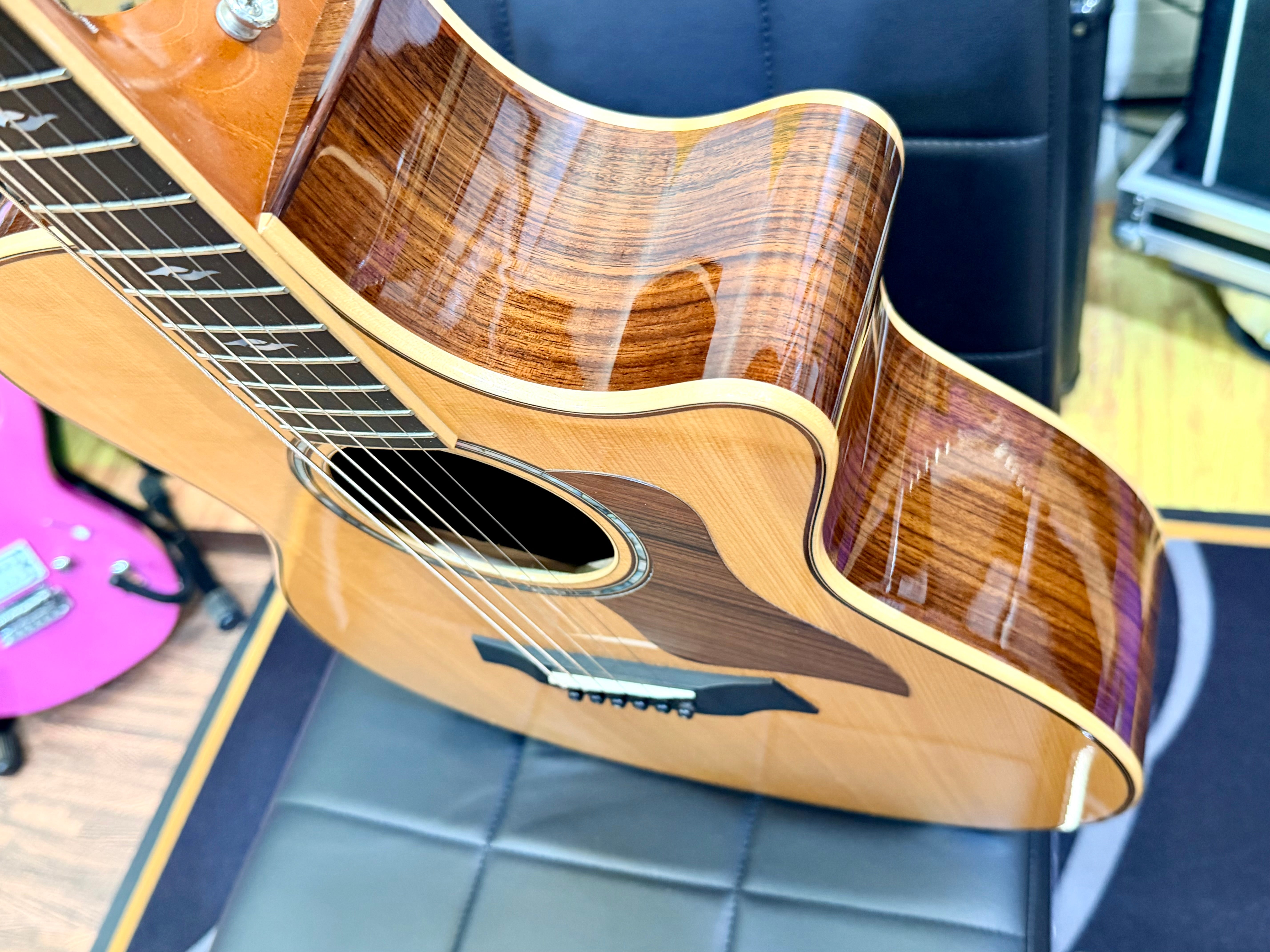 ✨2015✨ Taylor 814ce Grand Auditorium Electro Acoustic Guitar~ USA Natural + OHSC