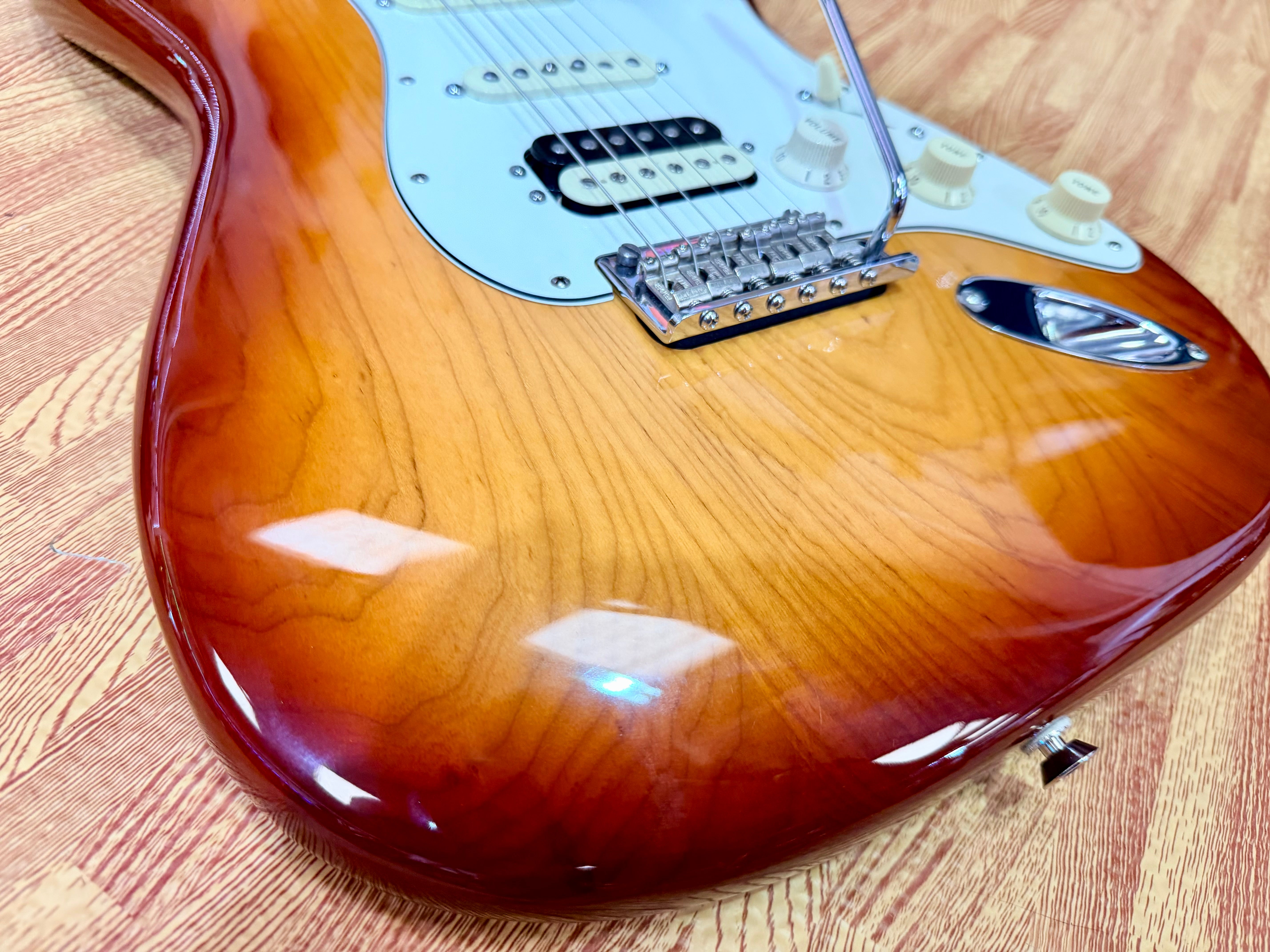 🇺🇸 2015 Fender American Standard Stratocaster HSS Shawbucker~ Sienna Sunburst!
