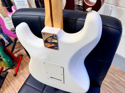 🌟2021🌟 Fender Stratocaster HSS Player Series Strat~ Polar White~ Maple Neck!