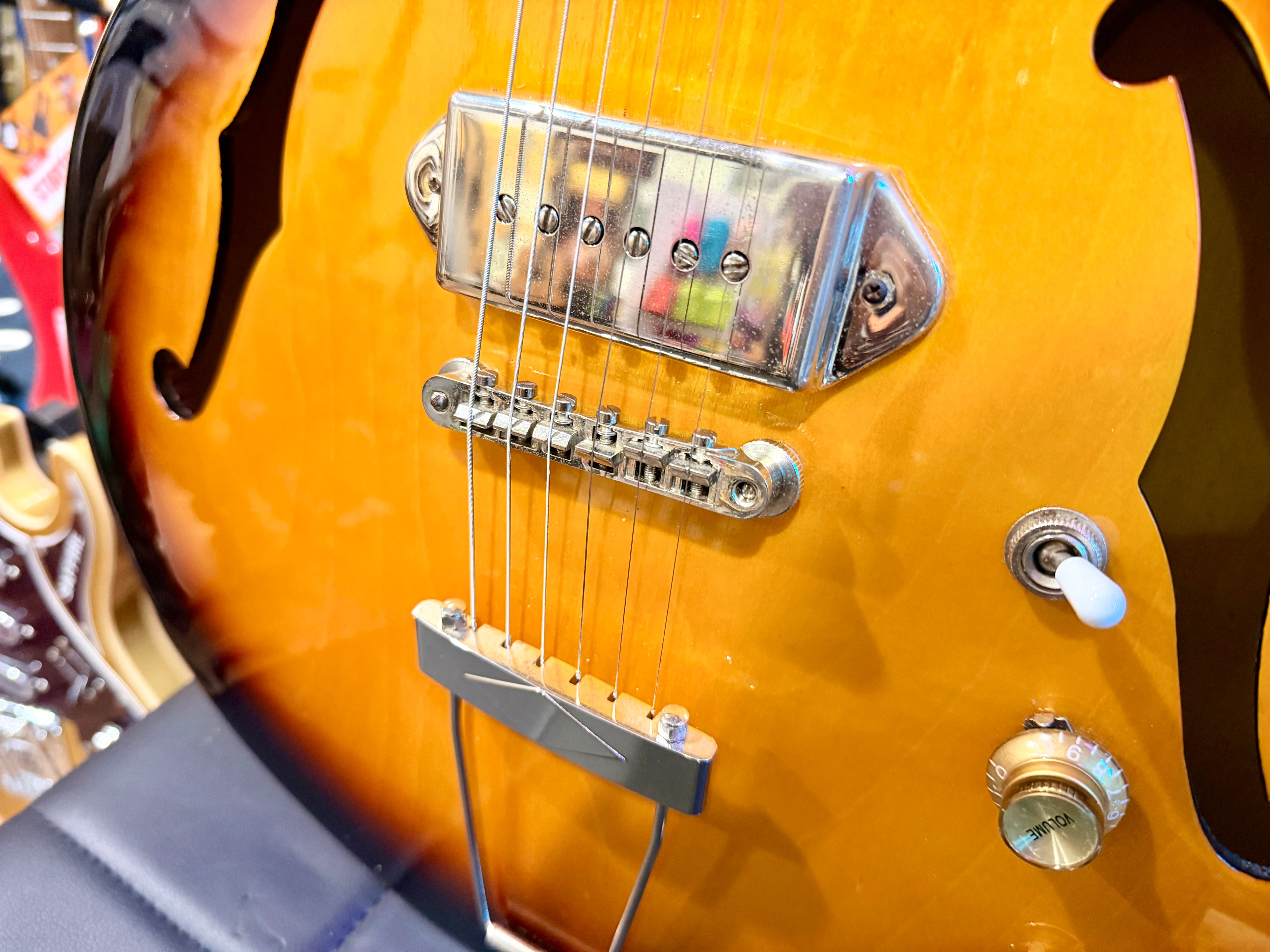 🌟2019🌟 Epiphone Casino VS~ Original Hardcase~ Vintage Sunburst~ Hollowbody!