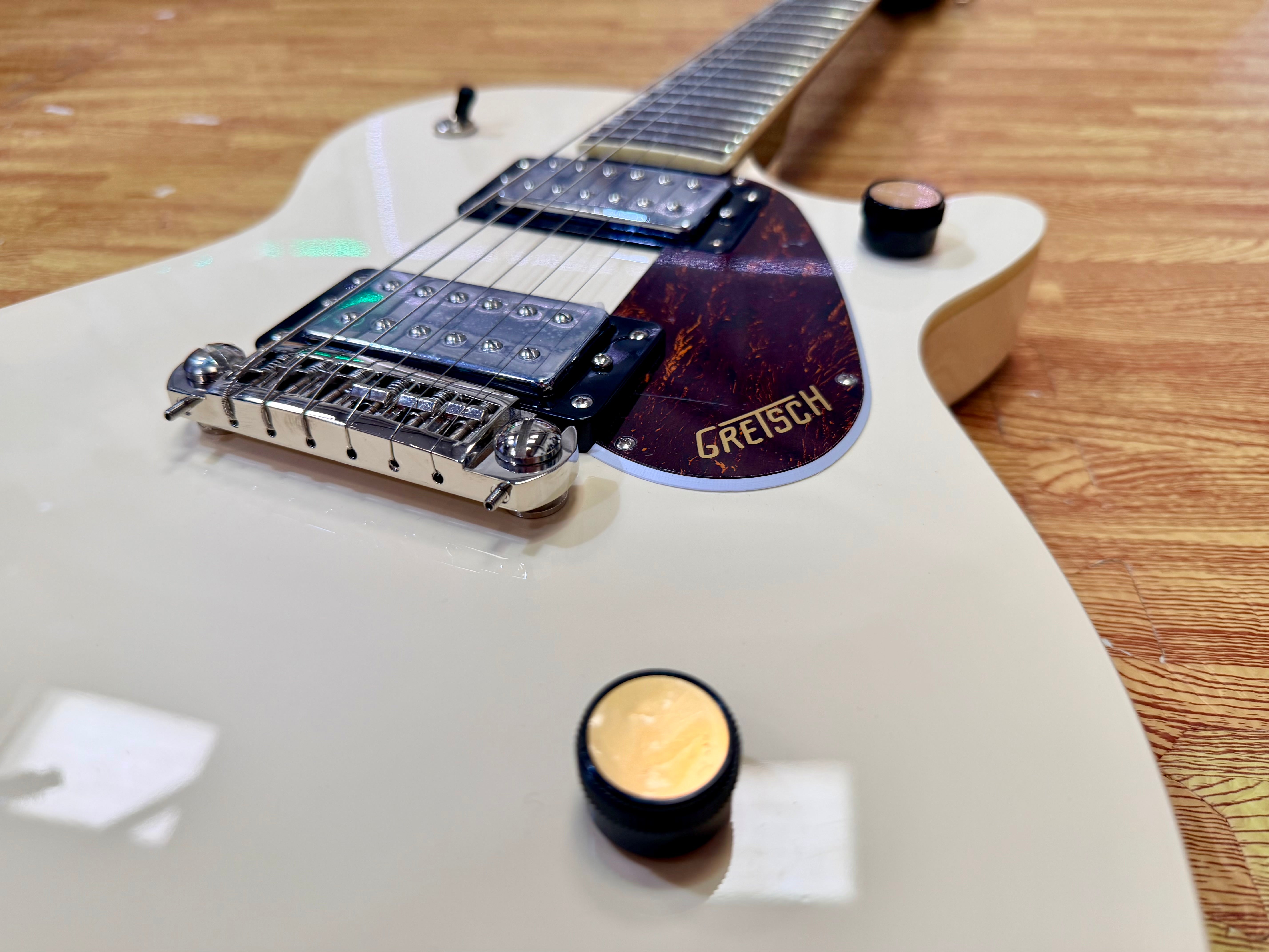 ✨EX-DEMO✨ Gretsch Streamliner Jet Club Vintage White~ Electric Guitar~ 2024