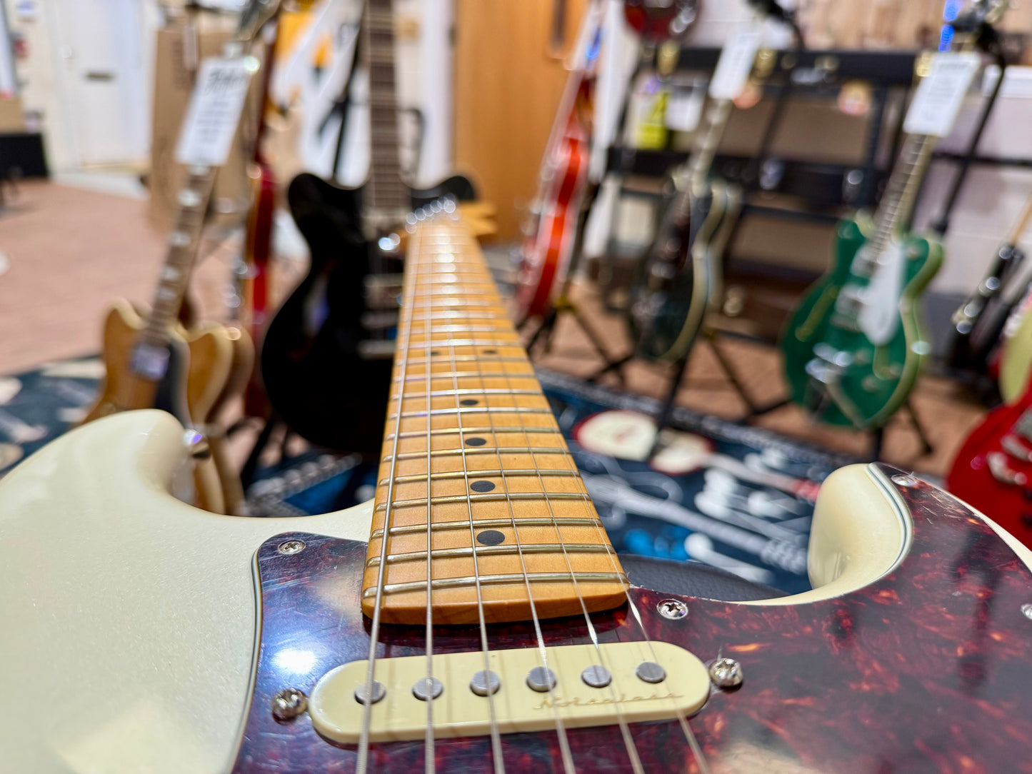 🌟2021 MINT🌟 Fender Player Plus Stratocaster~ Olympic Pearl White~ Push/Pull!