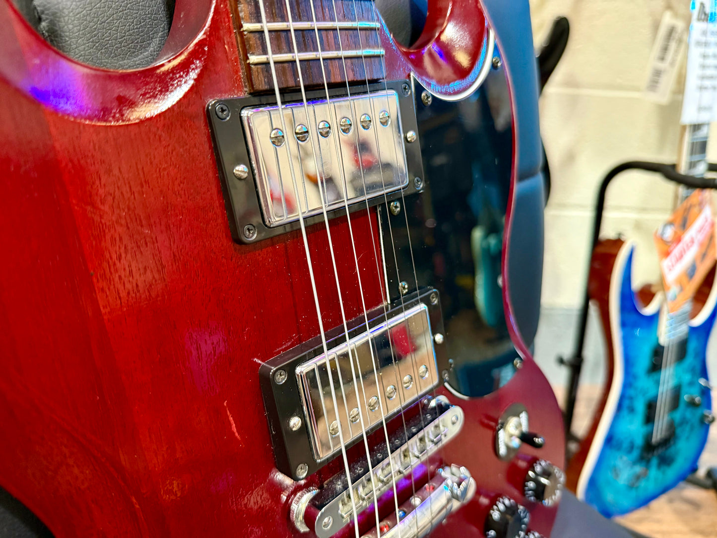 🌟2013🌟 Gibson SG '60s Tribute USA~ Worn Cherry~ Burstbucker Pickups!