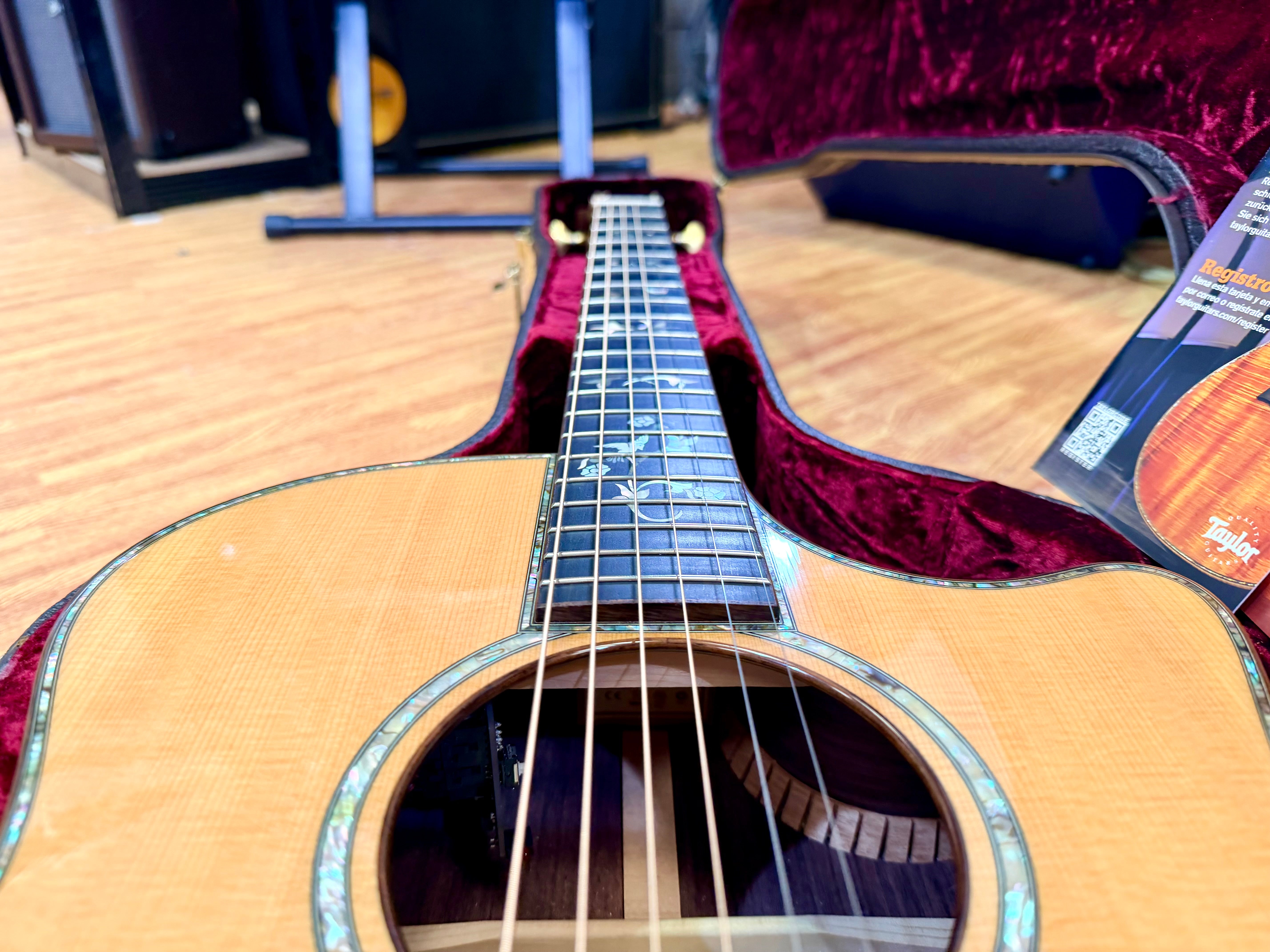 ✨BEAUTIFUL✨ 2011 Taylor 914ce Grand Auditorium~ Cindy Inlay~ Electro Acoustic!