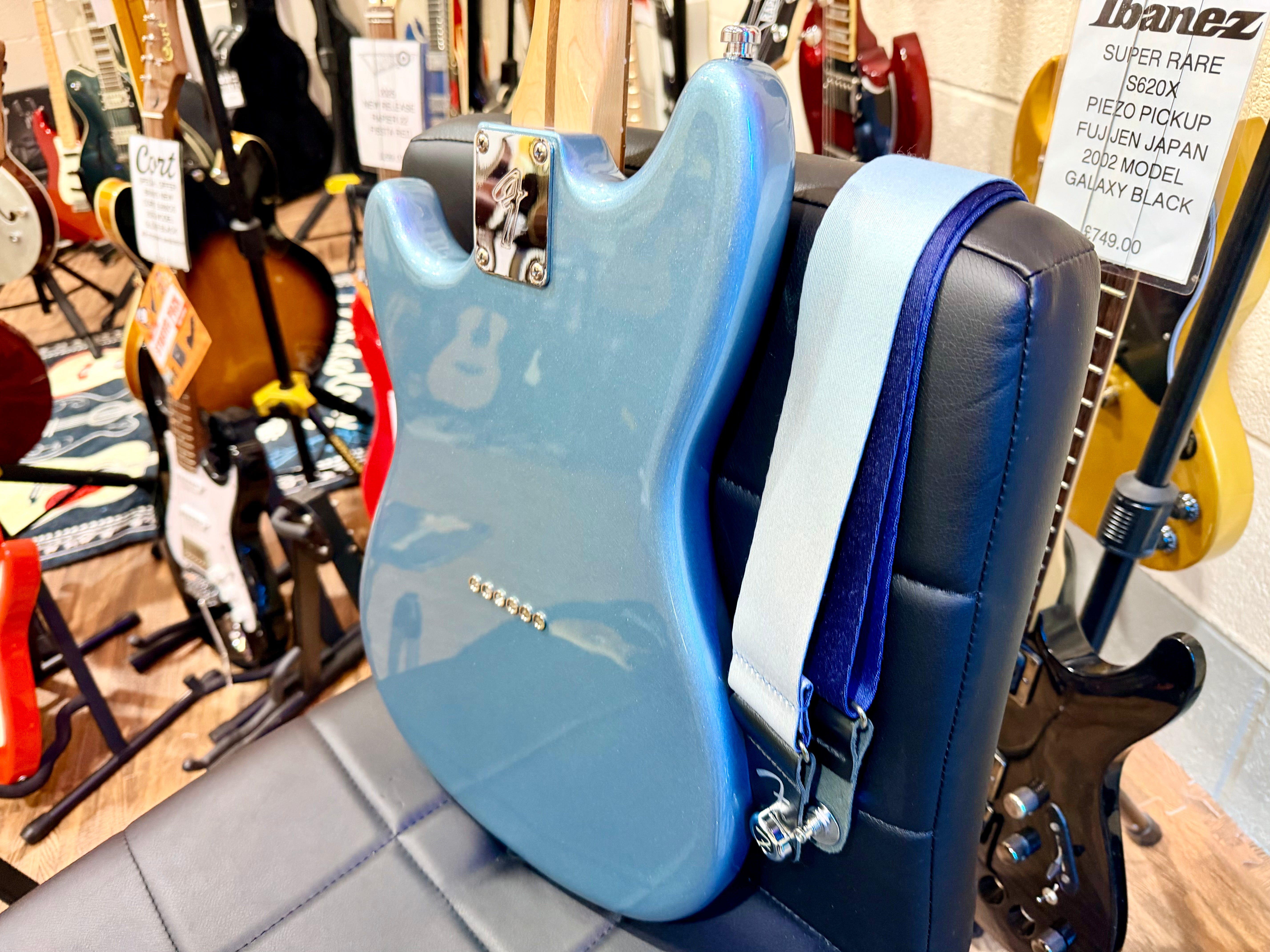🌟2022 MINT🌟 Fender Player Duo Sonic HS~ Ice Blue Metallic~ Pau Ferro~ Mexican!