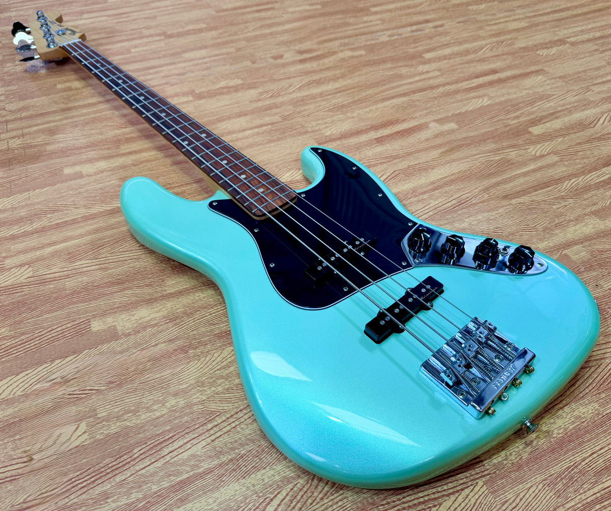 2020 Fender Deluxe Active Jazz Bass~ Surf Pearl~ Pau Ferro~ Noiseless Pickups