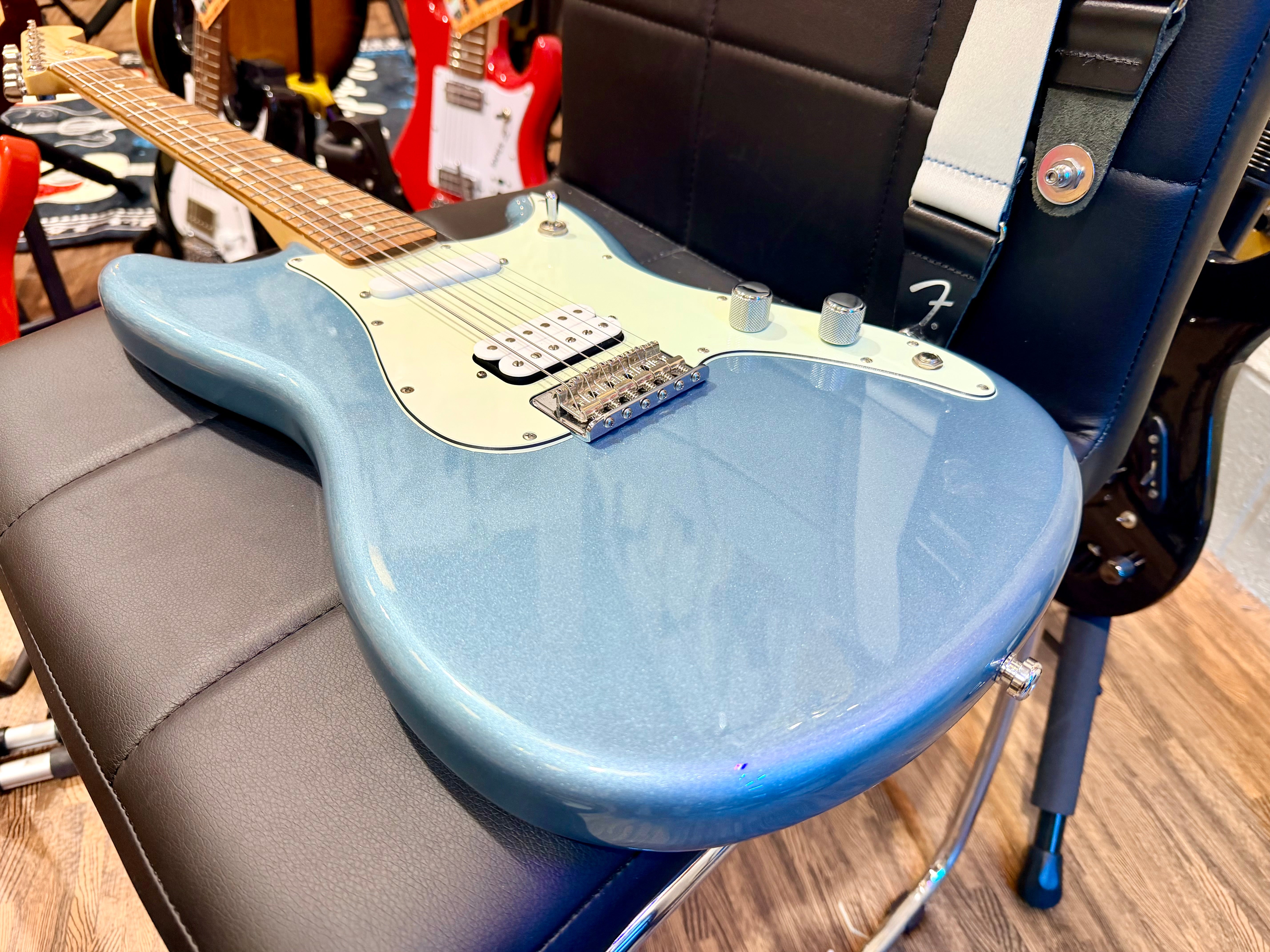 🌟2022 MINT🌟 Fender Player Duo Sonic HS~ Ice Blue Metallic~ Pau Ferro~ Mexican!