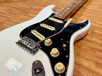 ⚡️2024⚡️ Fender Player II Stratocaster~ Polar White Electric Guitar~ Rosewood RW