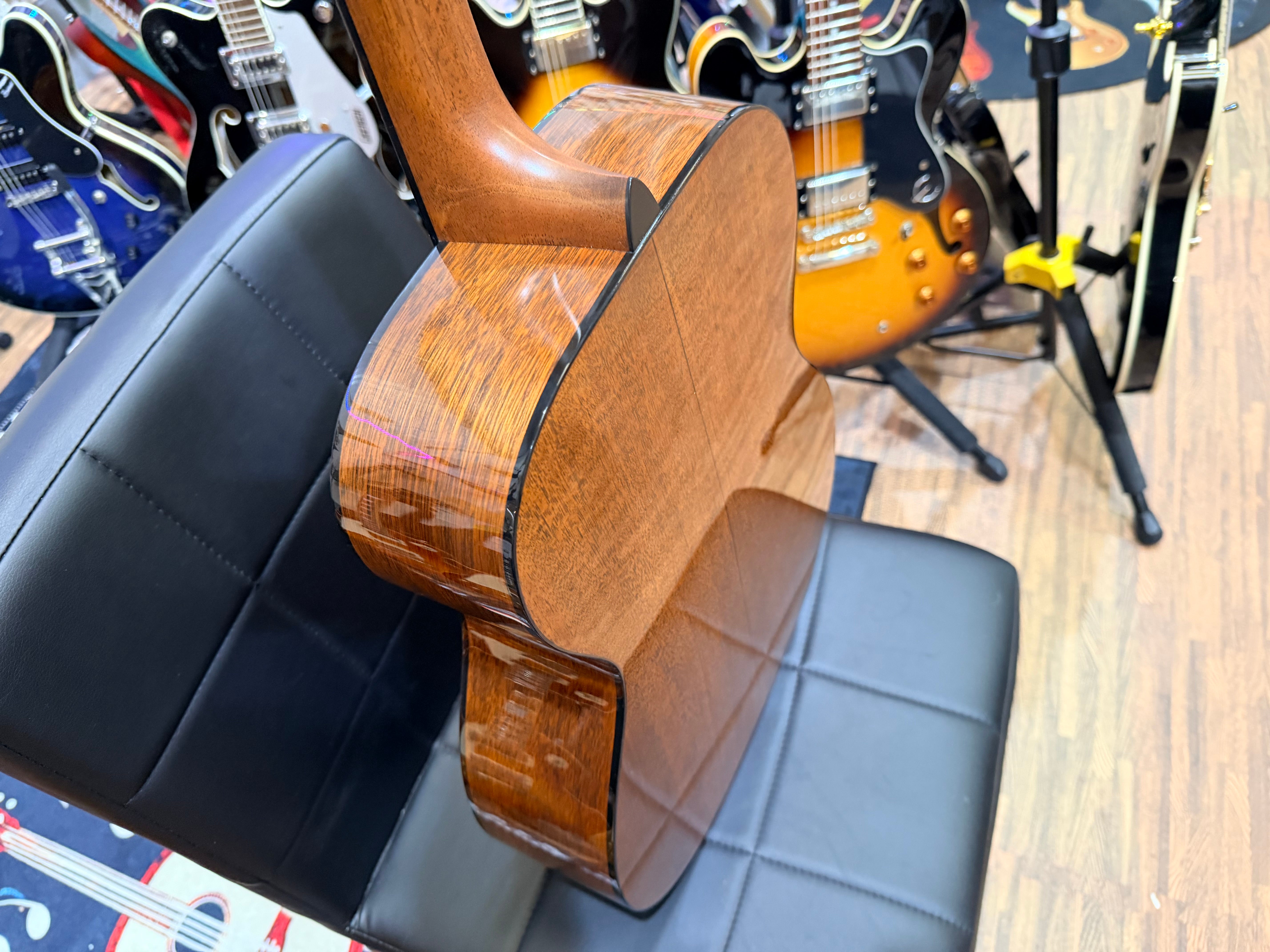 🌟2025🌟 Martin 00-18 Standard Series Grand Concert Acoustic Guitar~ USA + Case!