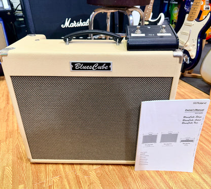 Roland Blues Cube Stage 60 Guitar Amplifier~ Tube Logic Valve 60w Combo Amp 🎸