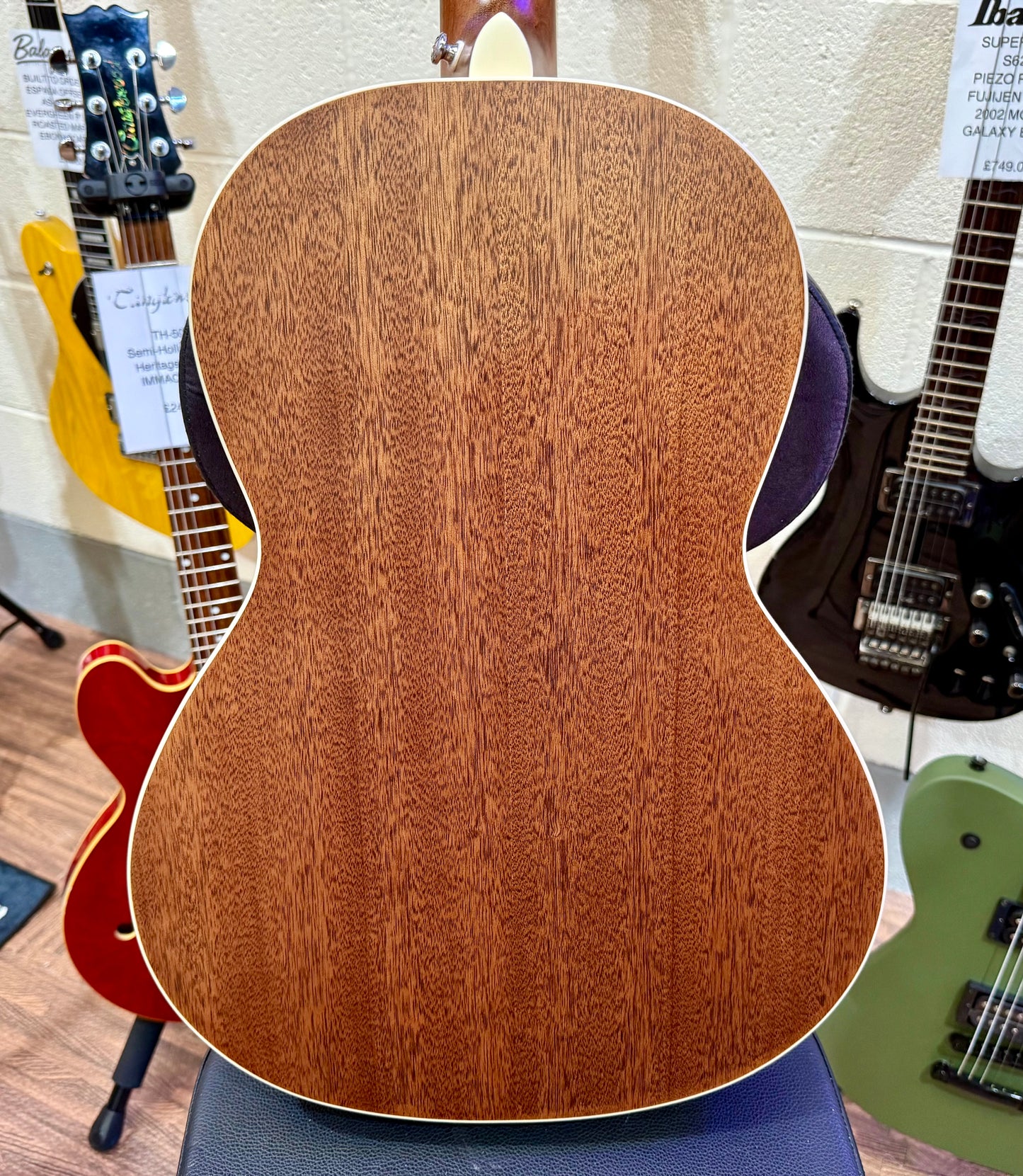 🦅 MINT 2020 🦅 PRS SE P20E Tonare Parlor~Electro Acoustic~ Satin Mahogany + Bag