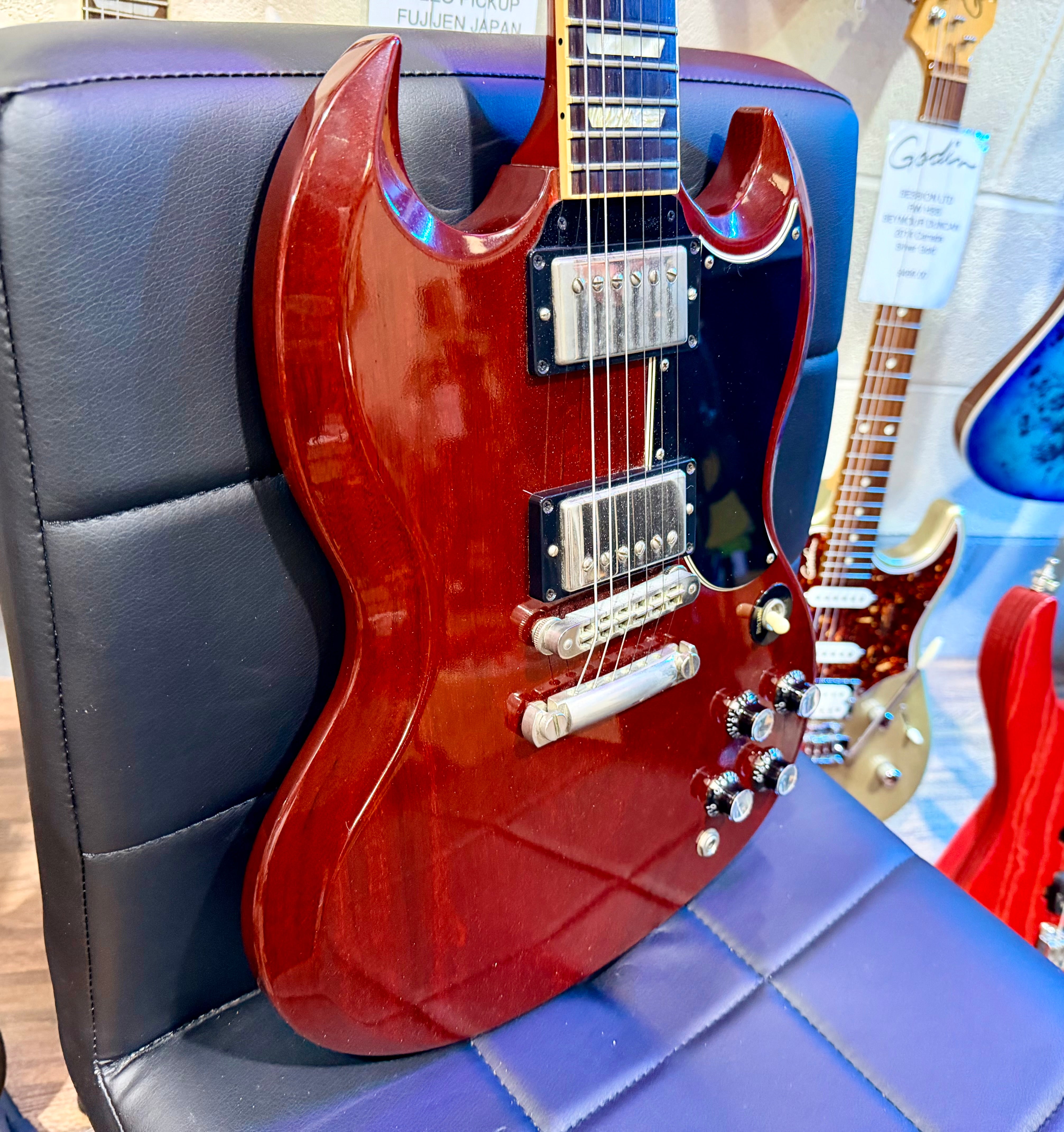 🍒2005 USA🍒 Gibson '61 SG Standard Reissue~ Heritage Cherry~ Cherished & Case!