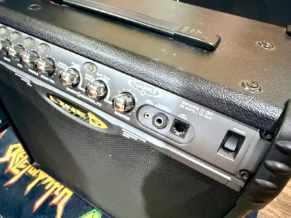 🎸 Line 6 Spider II 30w Combo Guitar Amplifier~ Amp + Effects 🎸
