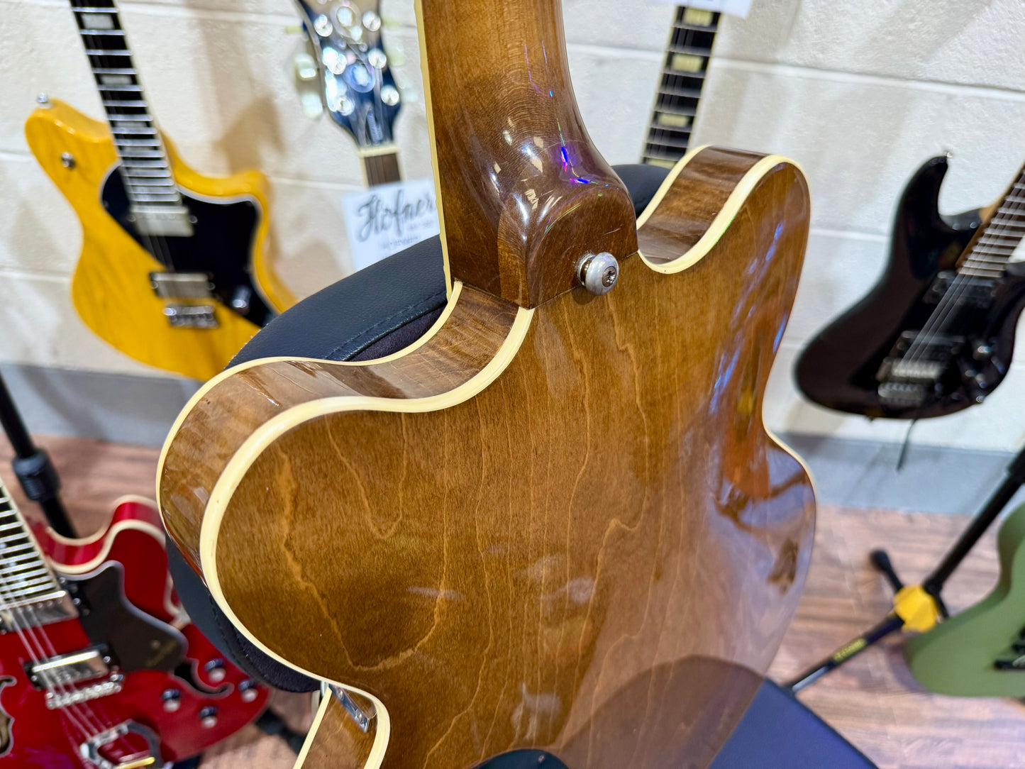 🌟 VINTAGE 1980🌟 Hofner T4ST Hollow-Body Electric Guitar~ West Germany~ Walnut!