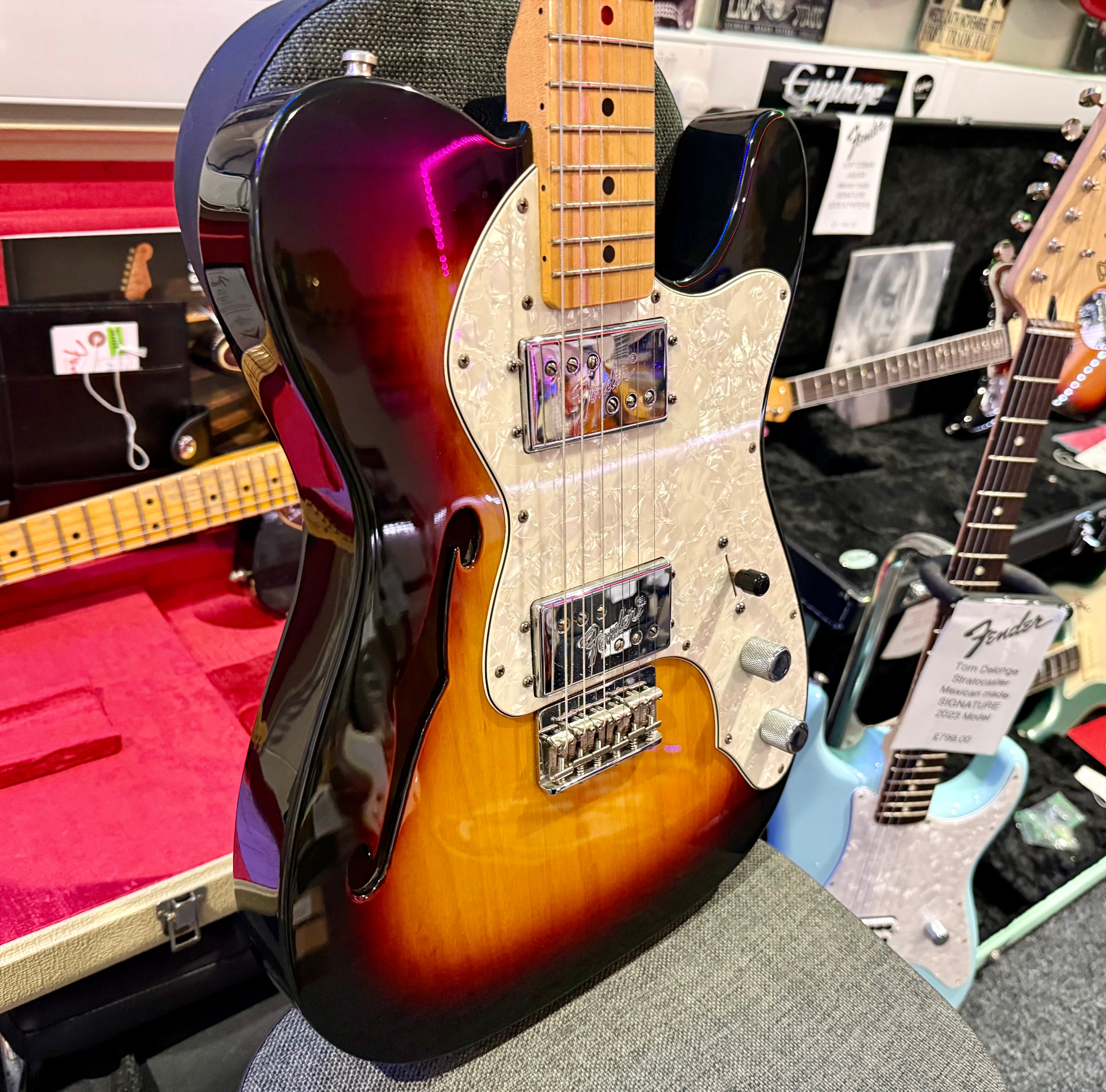 🌟1999🌟 Fender Classic Series '72 Telecaster Thinline~ 3 Color Sunburst~ Lovely