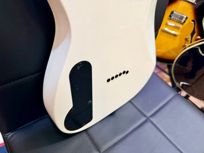 🔥 3/4 Size 🔥 Ibanez PGM Paul Gilbert Mikro Series Electric Guitar~ White!