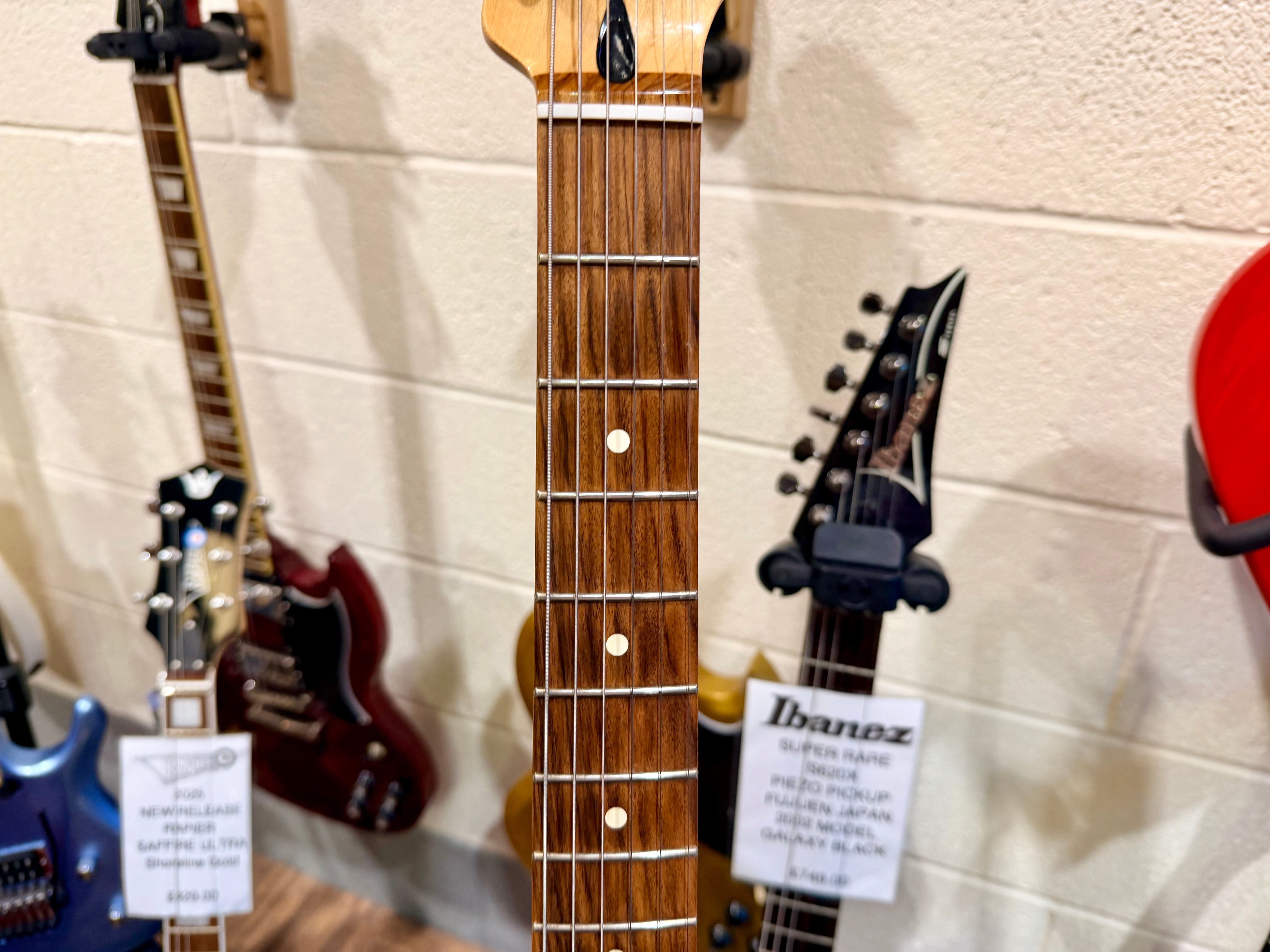 🌟2022 MINT🌟 Fender Player Duo Sonic HS~ Ice Blue Metallic~ Pau Ferro~ Mexican!