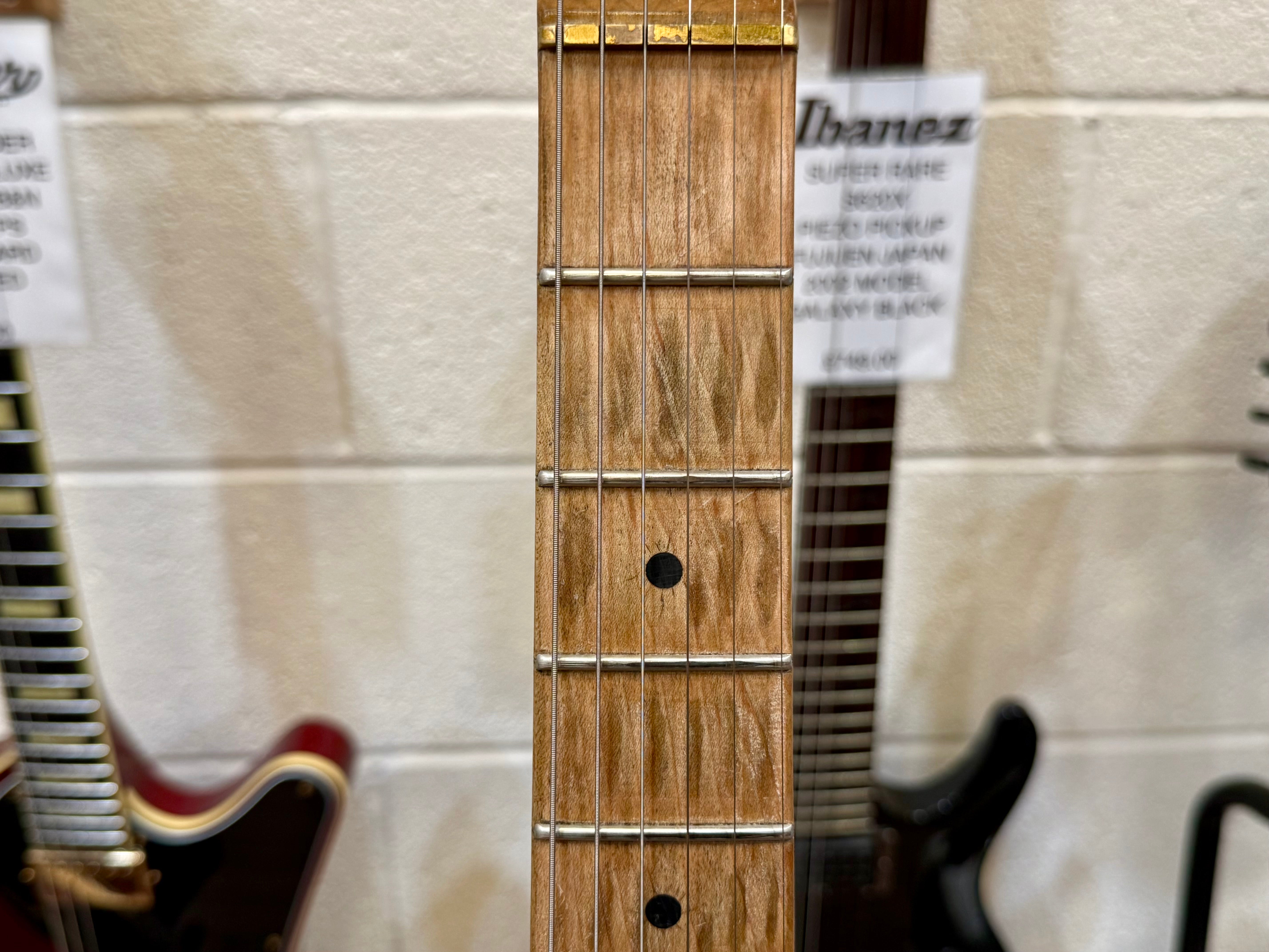 🔥2022🔥 EVH Striped Series '78 Eruption Relic~ White with Black Stripes~Gig Bag