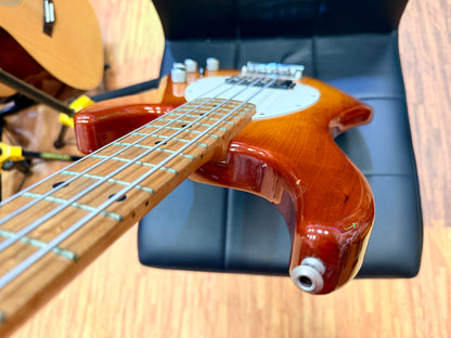 🇺🇸 Ernie Ball Music Man StingRay 4H 3EQ USA~ Honey Burst~ 2000 + Case 🇺🇸