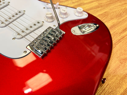 🎸 EastCoast ST1 Electric Guitar- Candy Apple Red~ Maple Neck Stratocaster 🎸