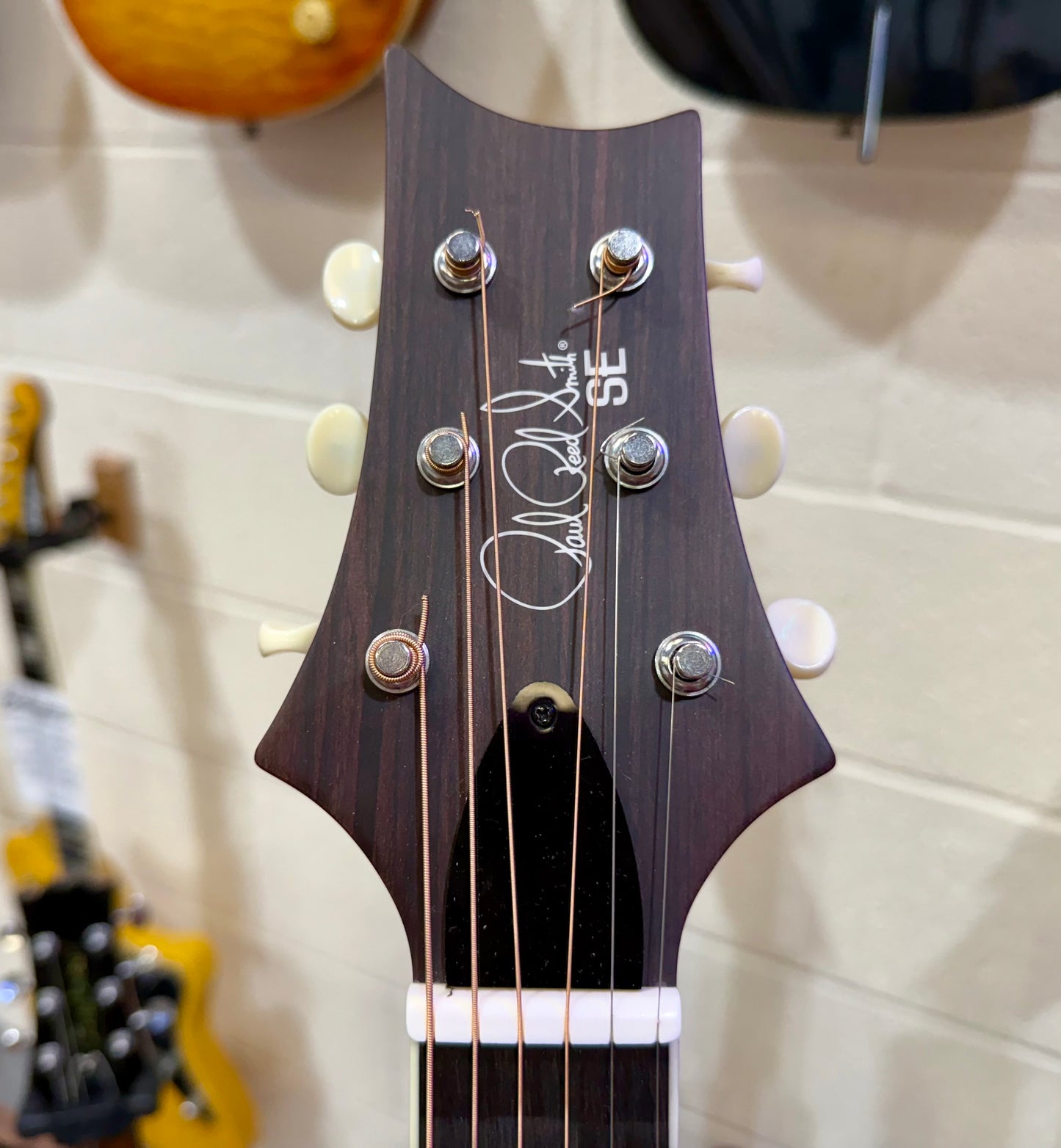 🦅 MINT 2020 🦅 PRS SE P20E Tonare Parlor~Electro Acoustic~ Satin Mahogany + Bag