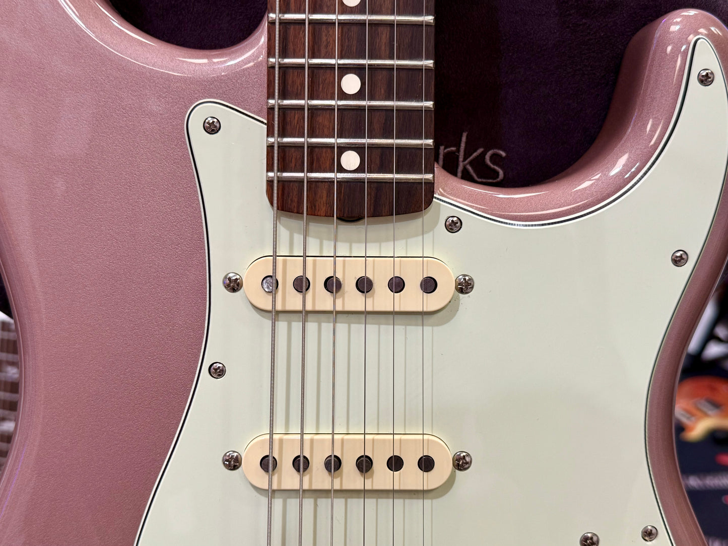 🌟2020🌟 Fender Vintera '60s Stratocaster Modified~ Burgundy Mist Metallic~ Case