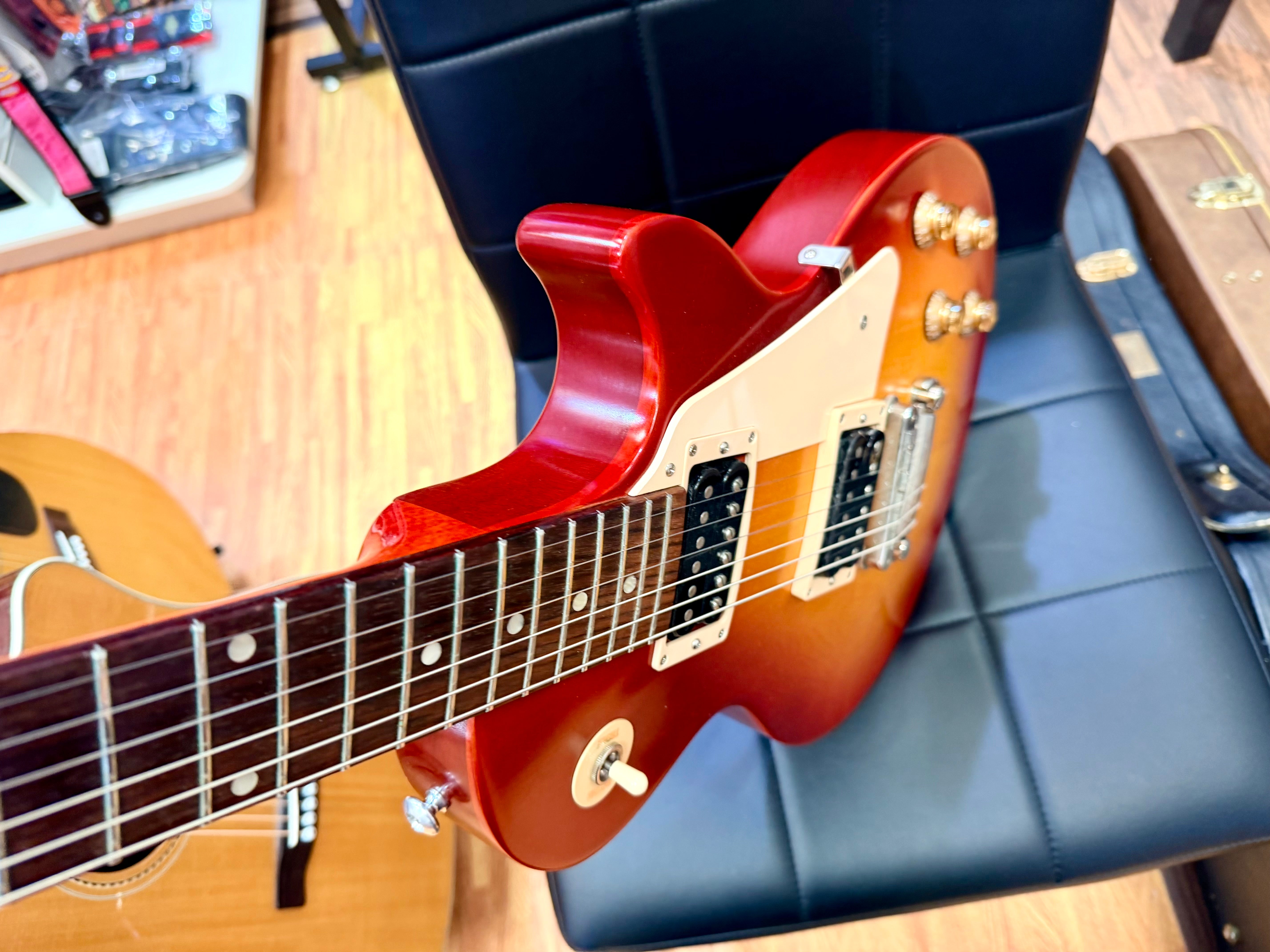 ✨ 2019 USA ✨ Gibson Les Paul Tribute Satin Cherry Sunburst + Deluxe Gig Bag!