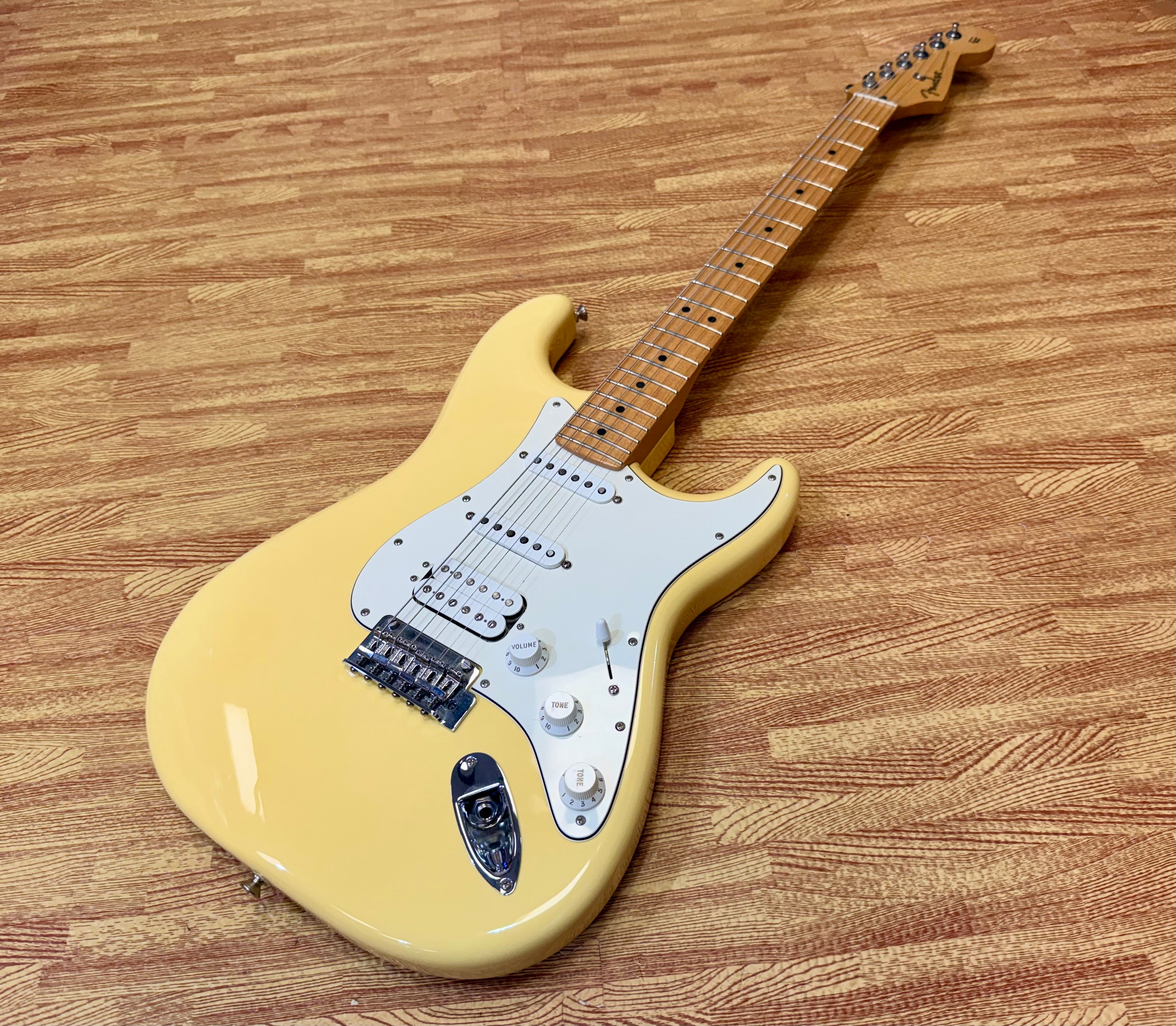 ✨2019✨ Fender Player Stratocaster HSS~ Buttercream Maple Neck~ Mexican Strat!