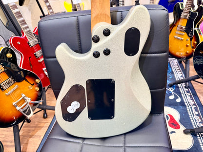 🔥2022🔥 EVH Wolfgang Standard Silver Sparkle~ Floyd Rose~ Roasted Maple~ MINT!