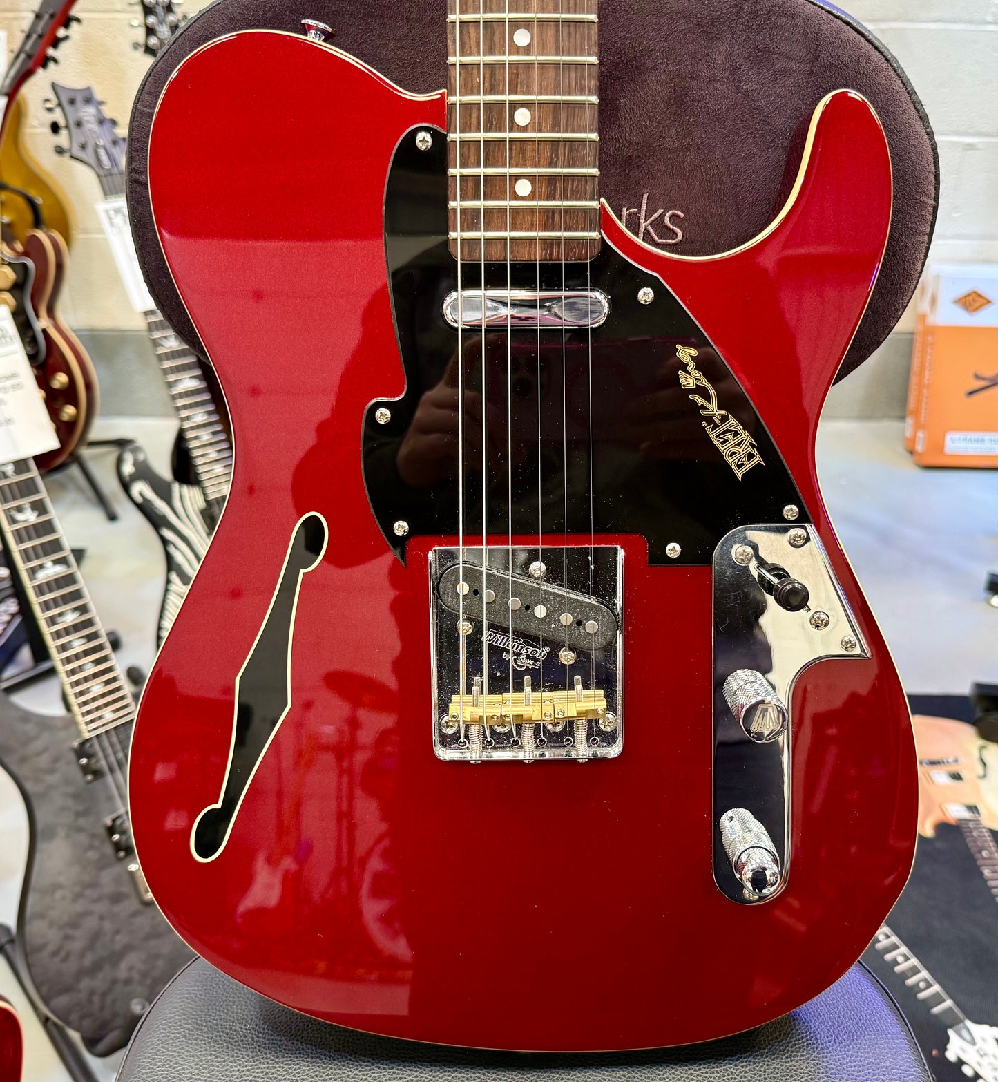 🎸 Fret-King Country Squire Stealth~ Candy Apple Red~ Telecaster Shape~ 2022 🎸