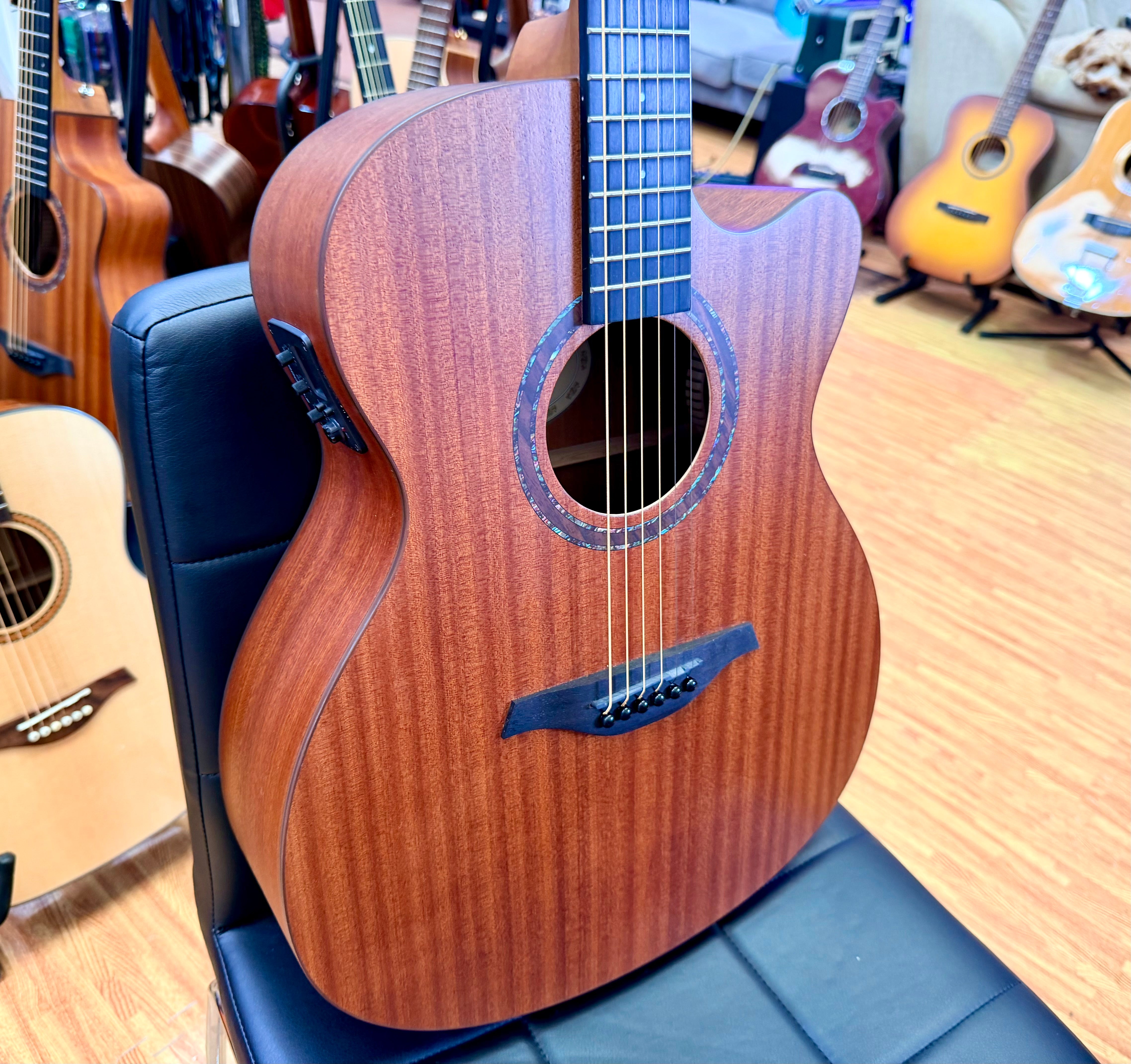 🪵NEW🪵 Vintage VE660MM Mahogany Series Electro Acoustic Guitar~ Dreadnought!