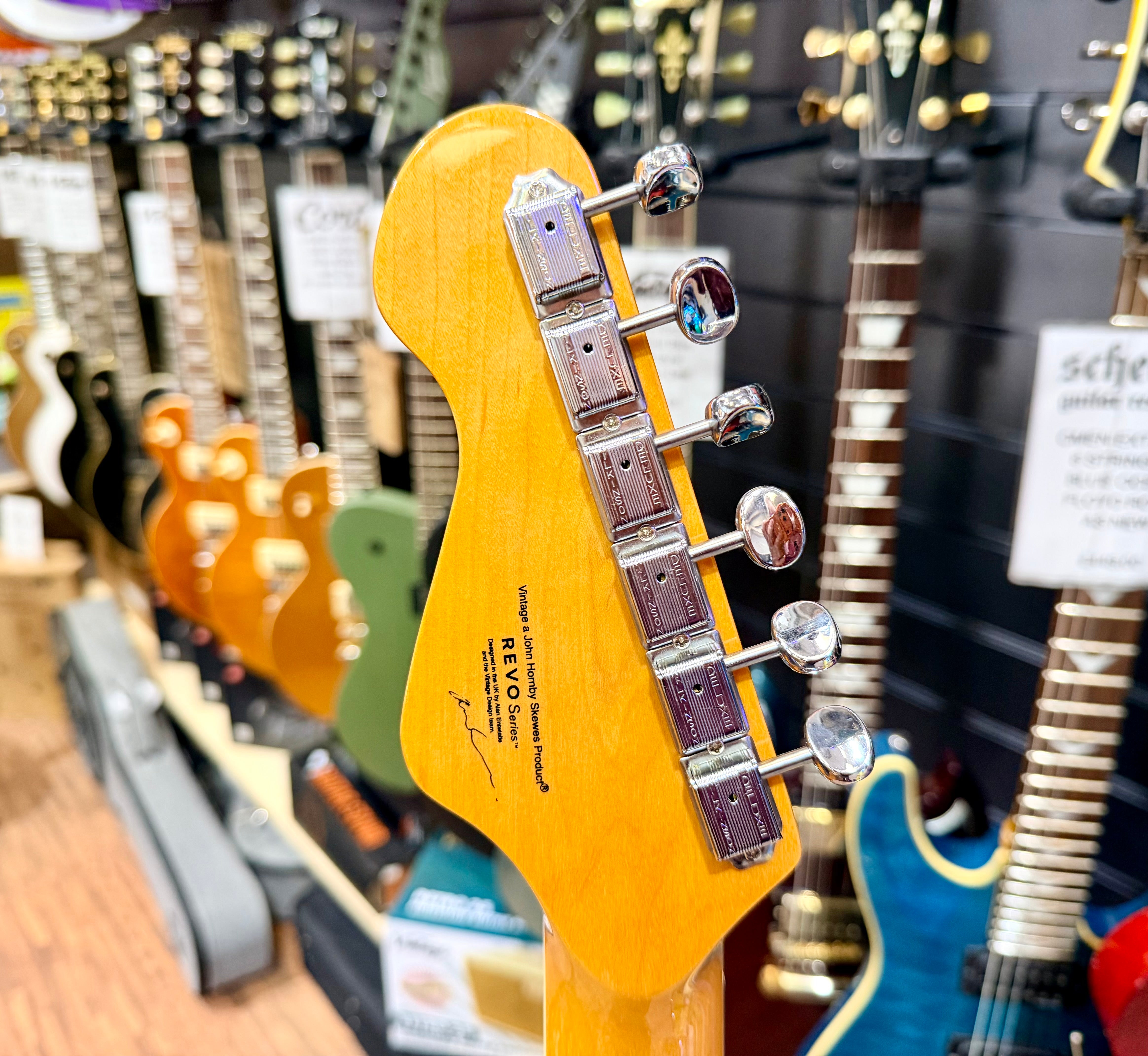 🔥NEW🔥 Vintage REVO Series 'Deluxe' Guitar ~ Cappuchino Burst~ Alan Entwistle!