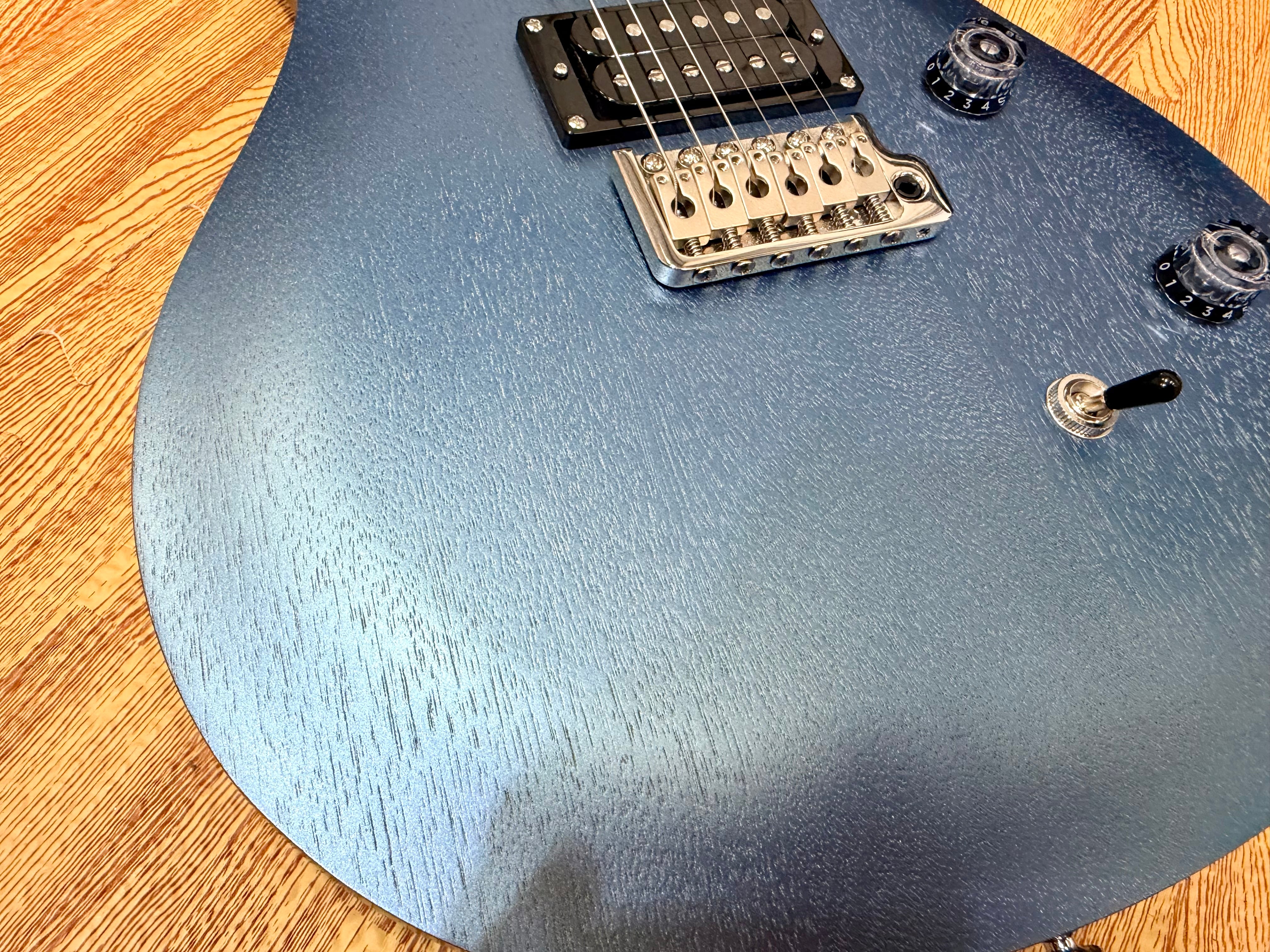 🔥EX-DEMO🔥 PRS SE CE24 Standard Satin Ice Blue Metallic + PRS Gig Bag!